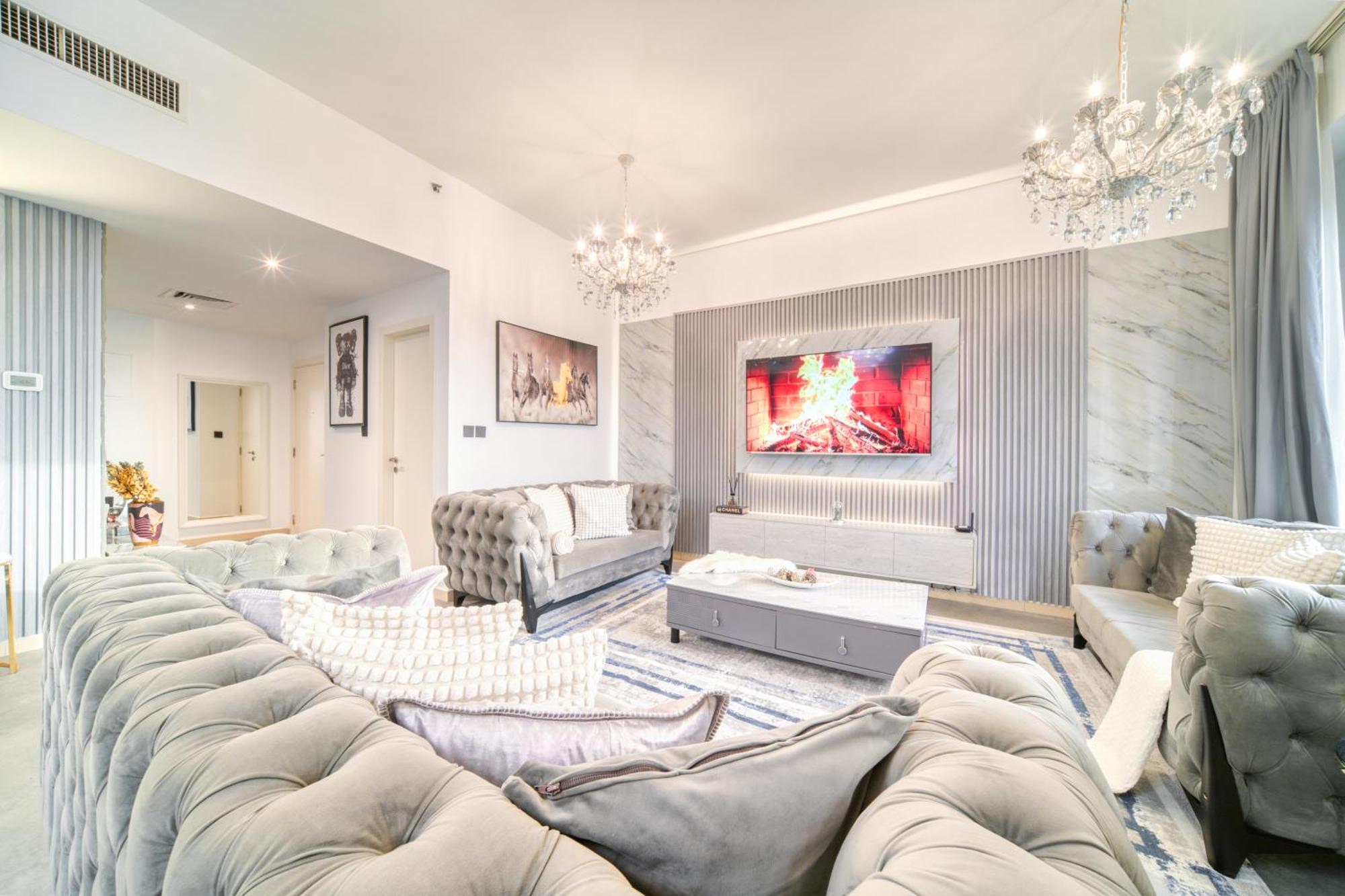 The Jbr Grand Luxury Sea View 4 Bedroom Apartment *