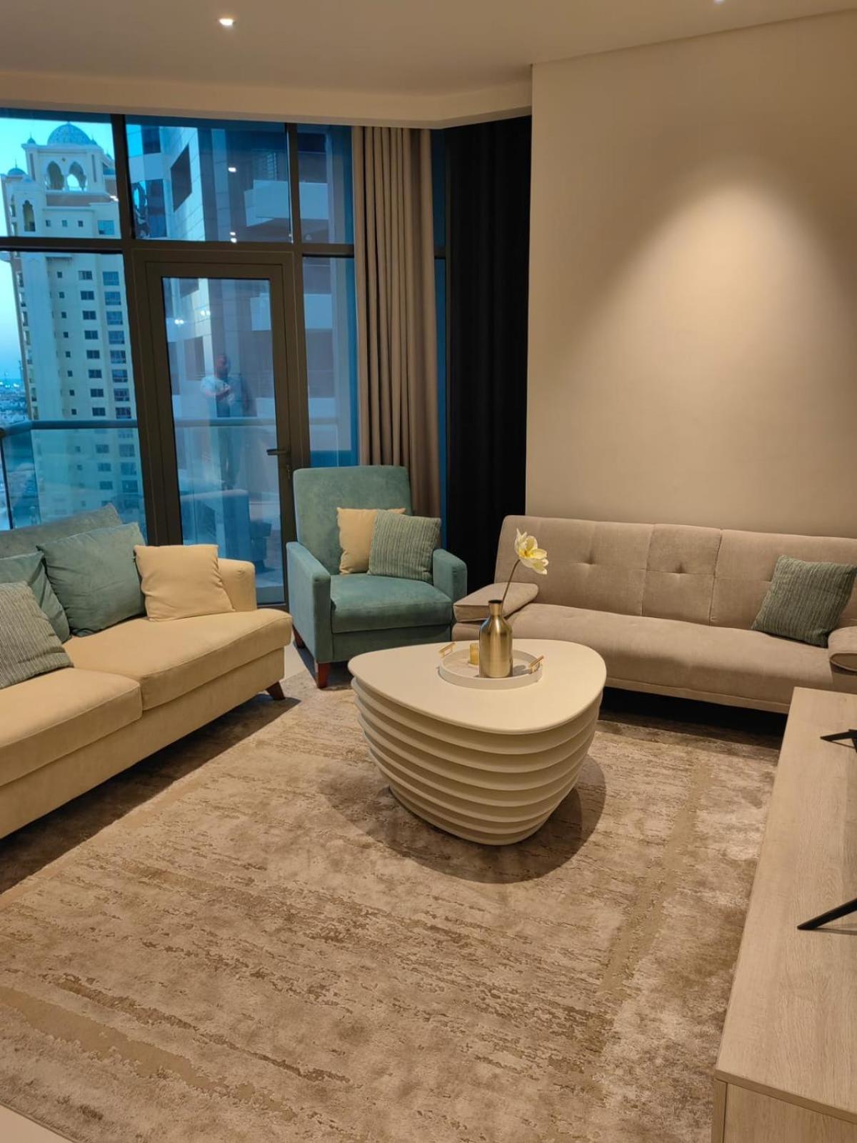 Seven Palm Jumeirah Apartment *