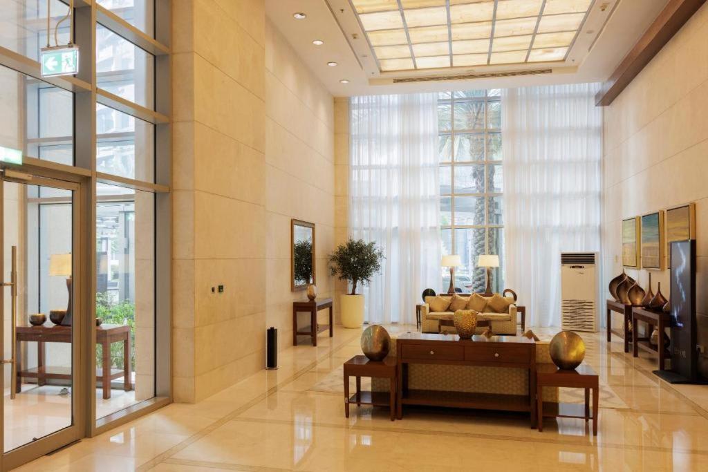 Stylish 1br In Downtown With Fountain Views * Dubai