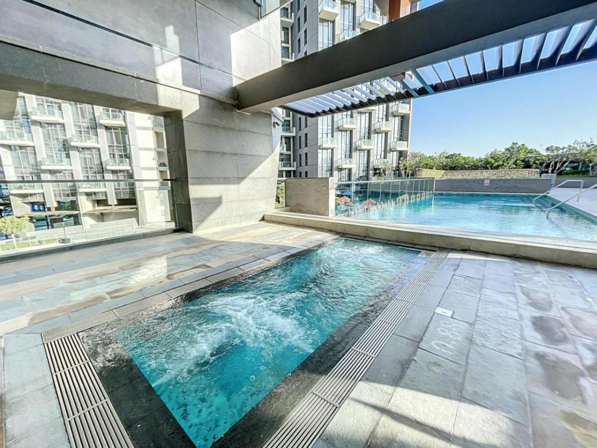 Apartment The Atria Residences - Luxurious Two Bedroom Dubai