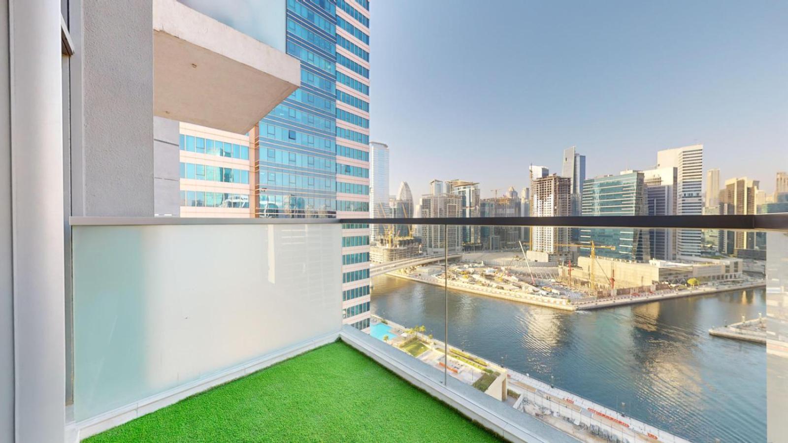 The Atria Residences - Luxurious Two Bedroom *