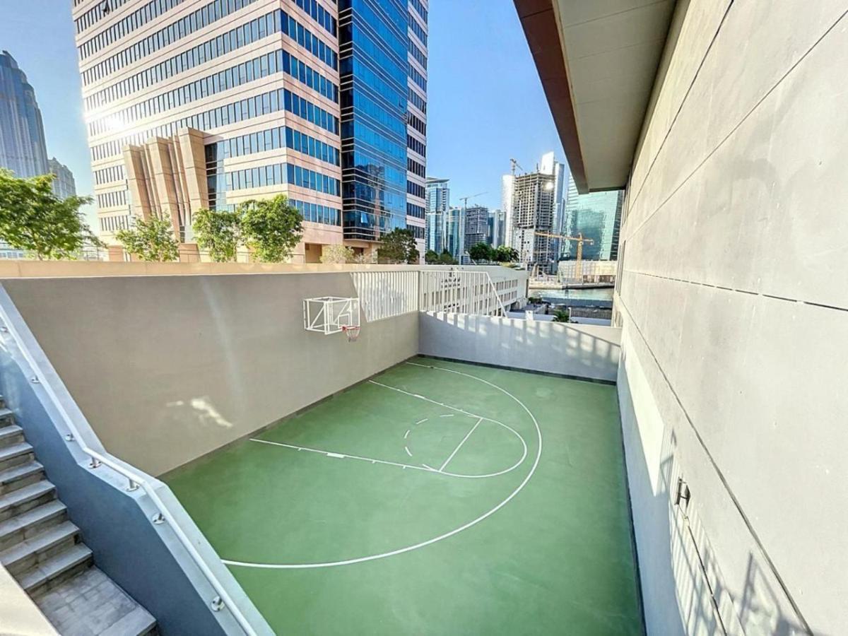The Atria Residences - Luxurious Two Bedroom Apartment Dubai