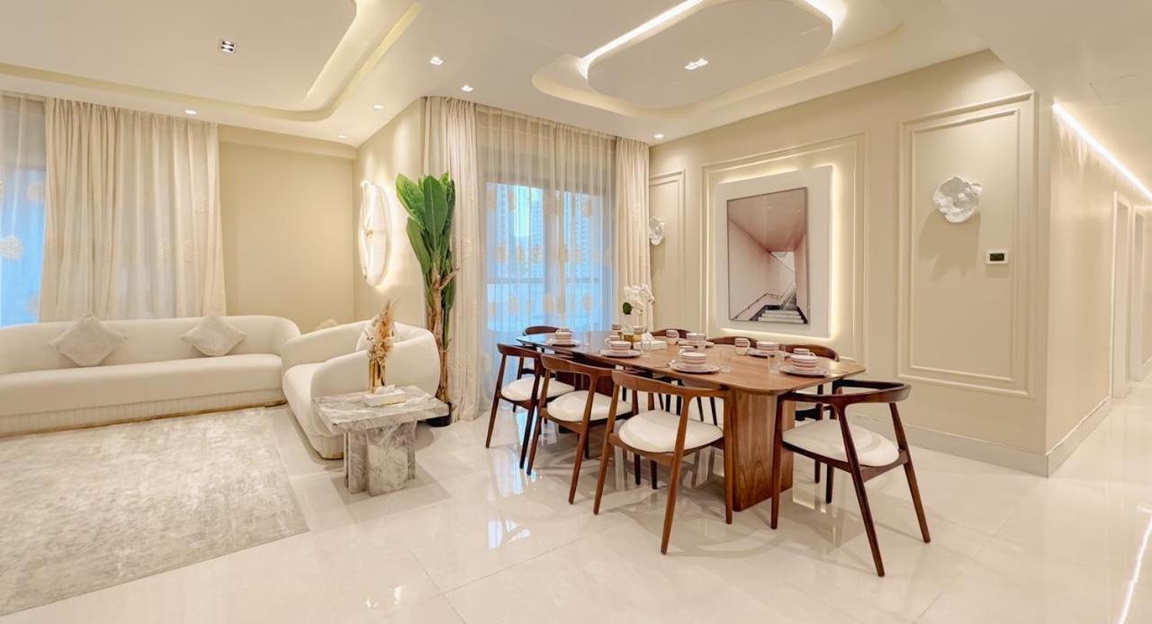 Usmans 4 Bedroom On D By Sls Apartment *