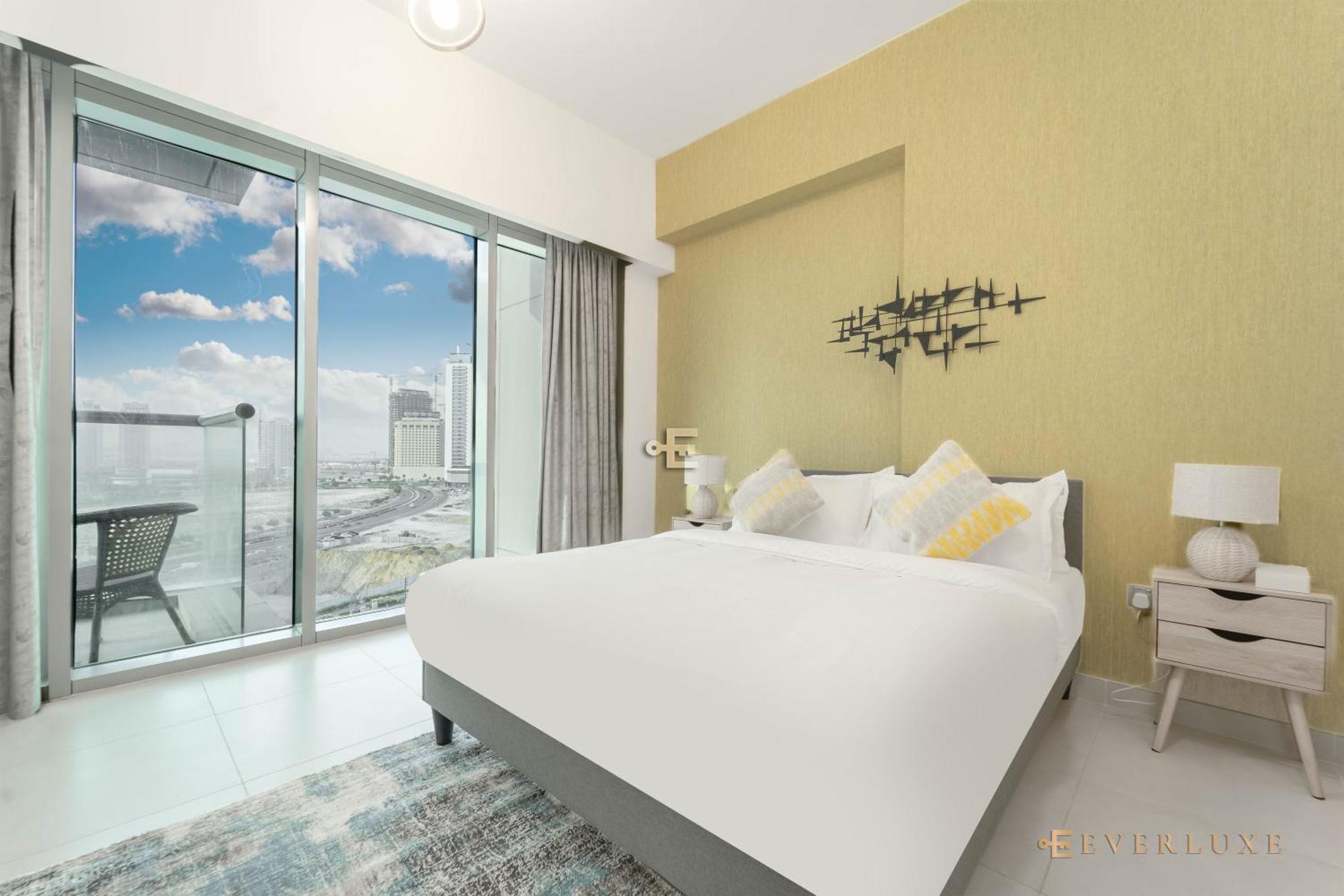 Beautiful 2 Bedroom Montrose Apartment