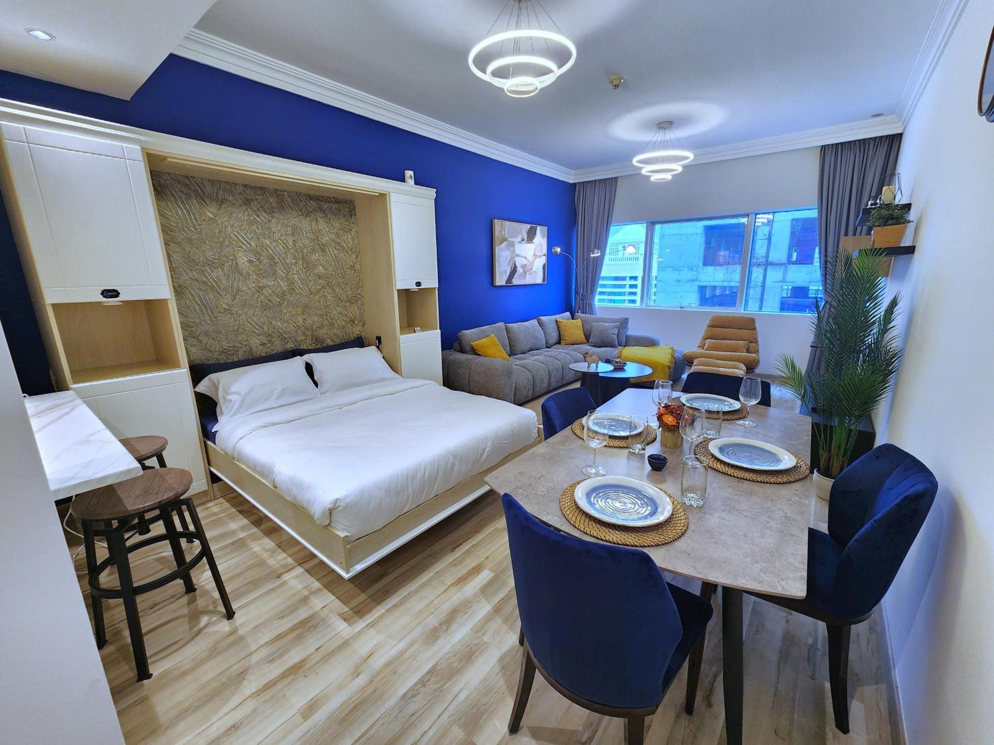 Chateau Chill, High-rise Marina Escape Apartment