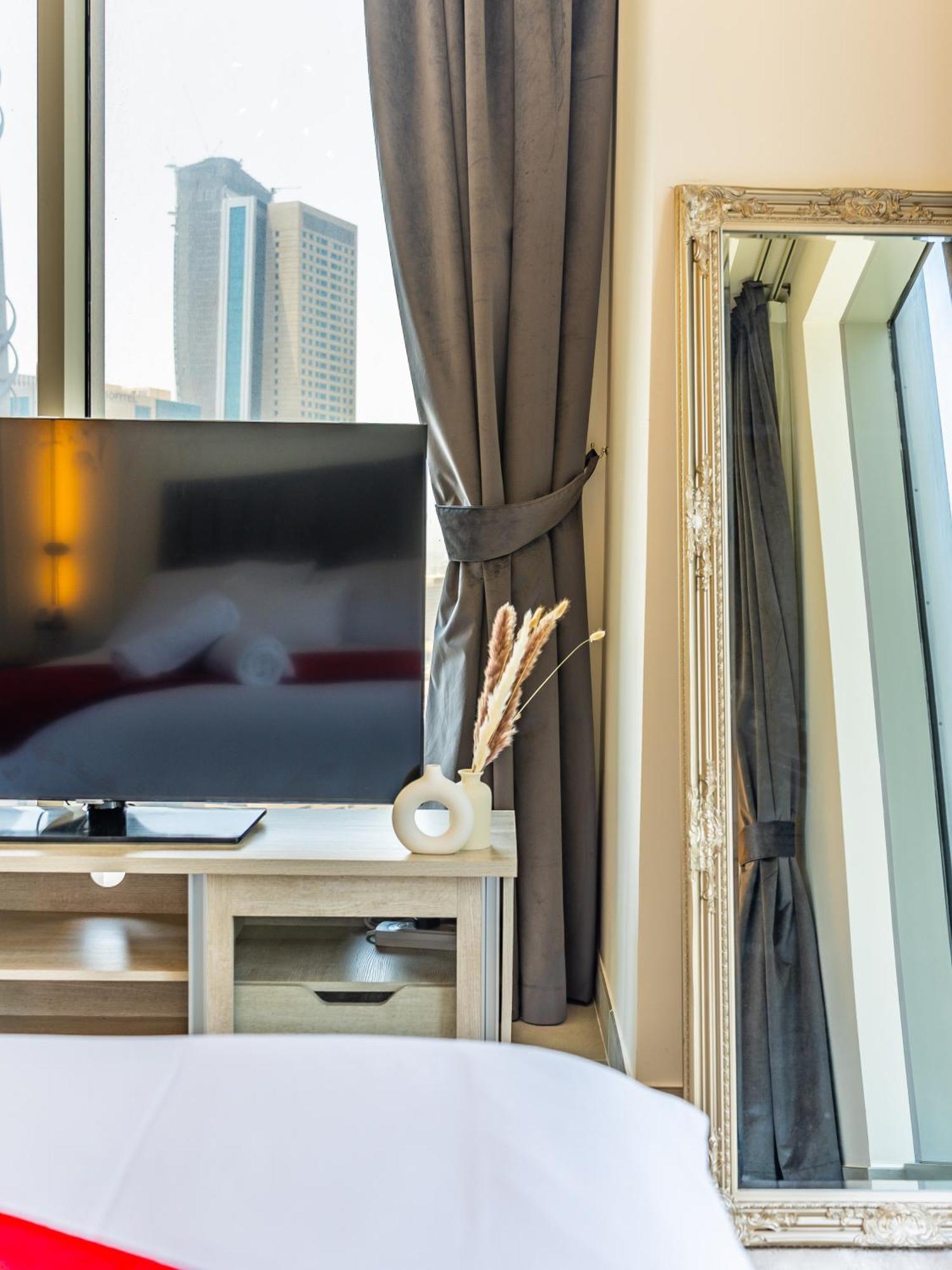 The London - Downtown Apartment *