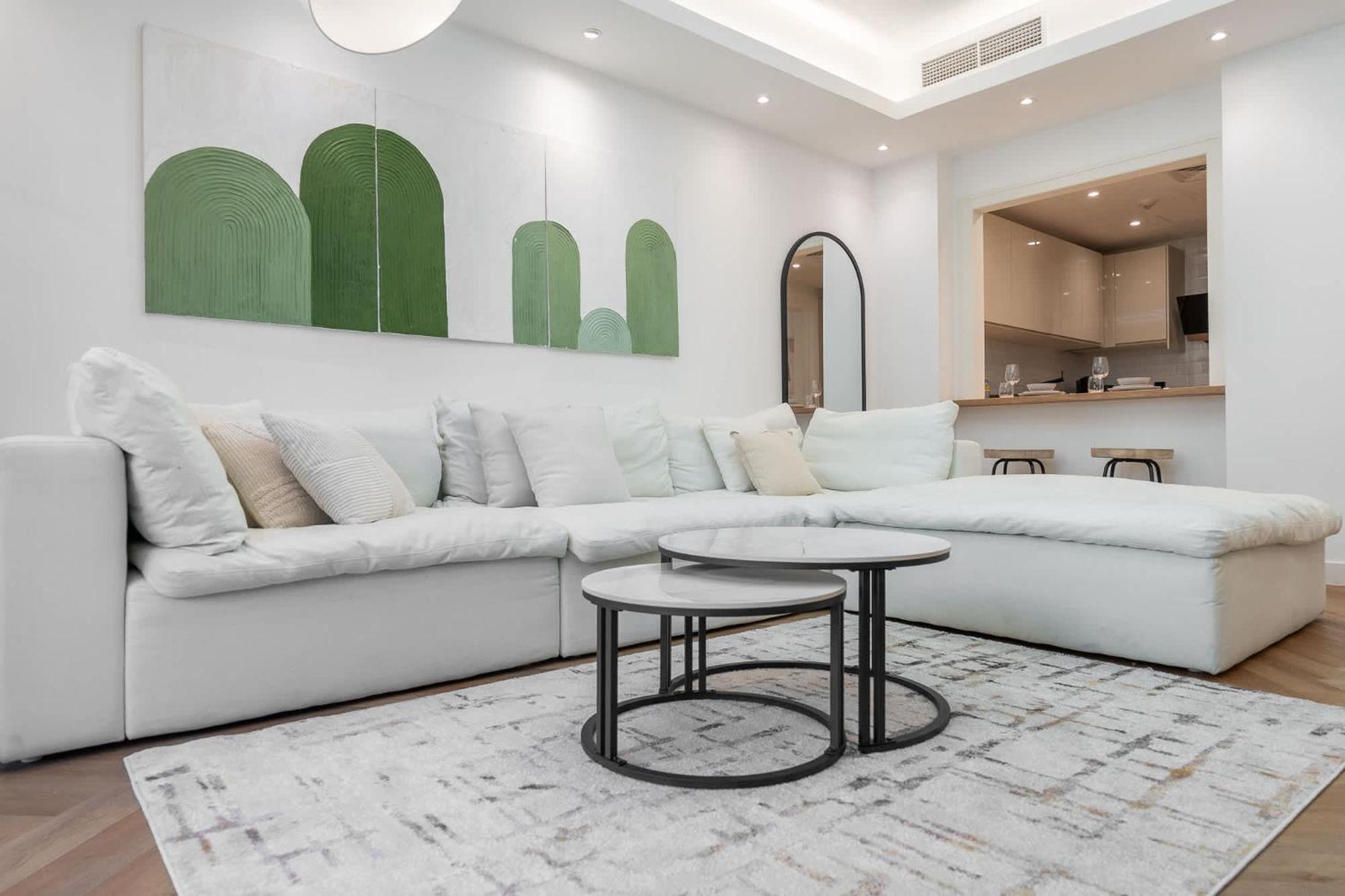 Luxury Living In The Heart Of - Next To Mall And Fountains - Stunning Full Burj Khalifa View *