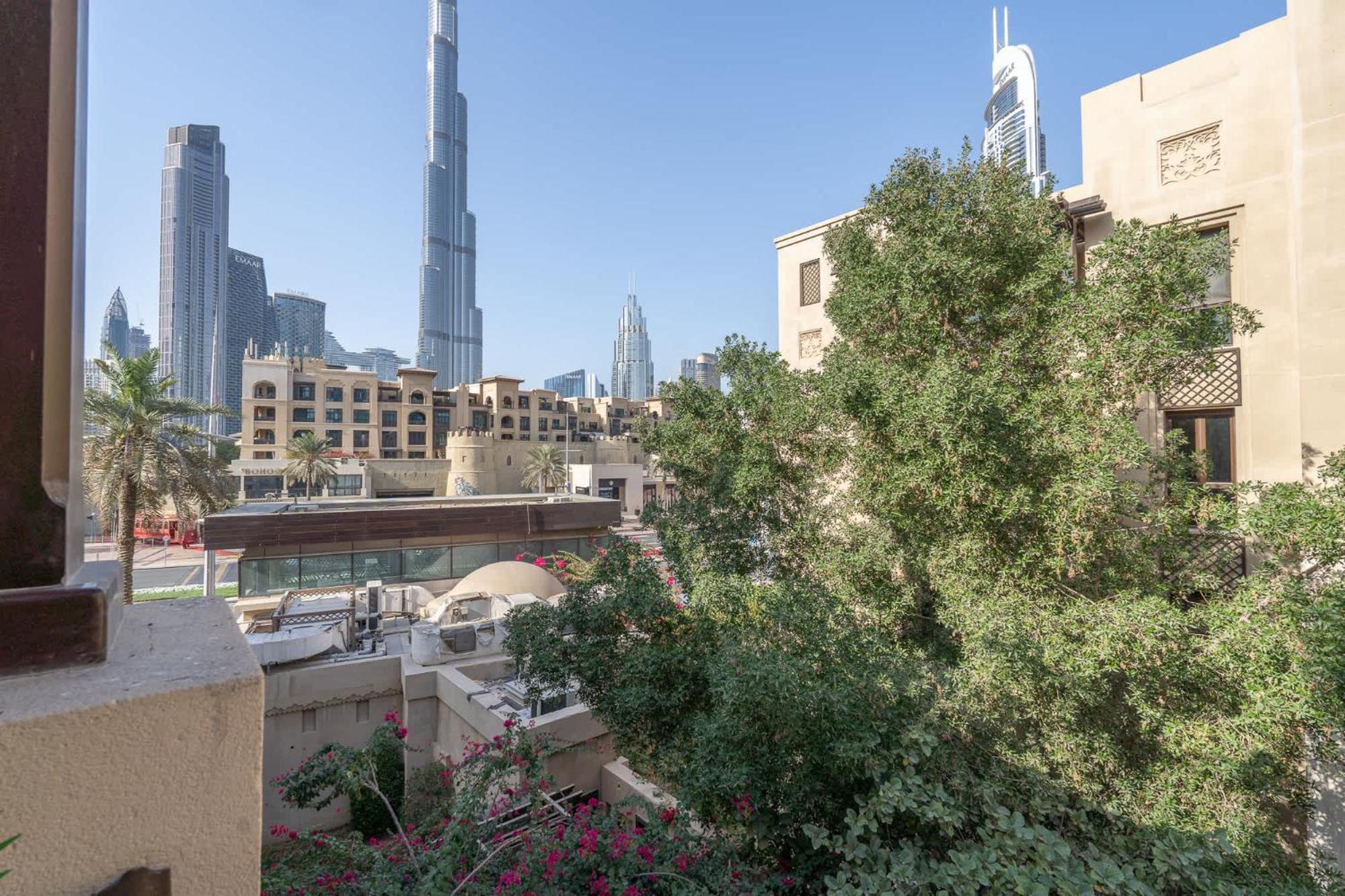 Apartment Luxury Living In The Heart Of - Next To Mall And Fountains - Stunning Full Burj Khalifa View