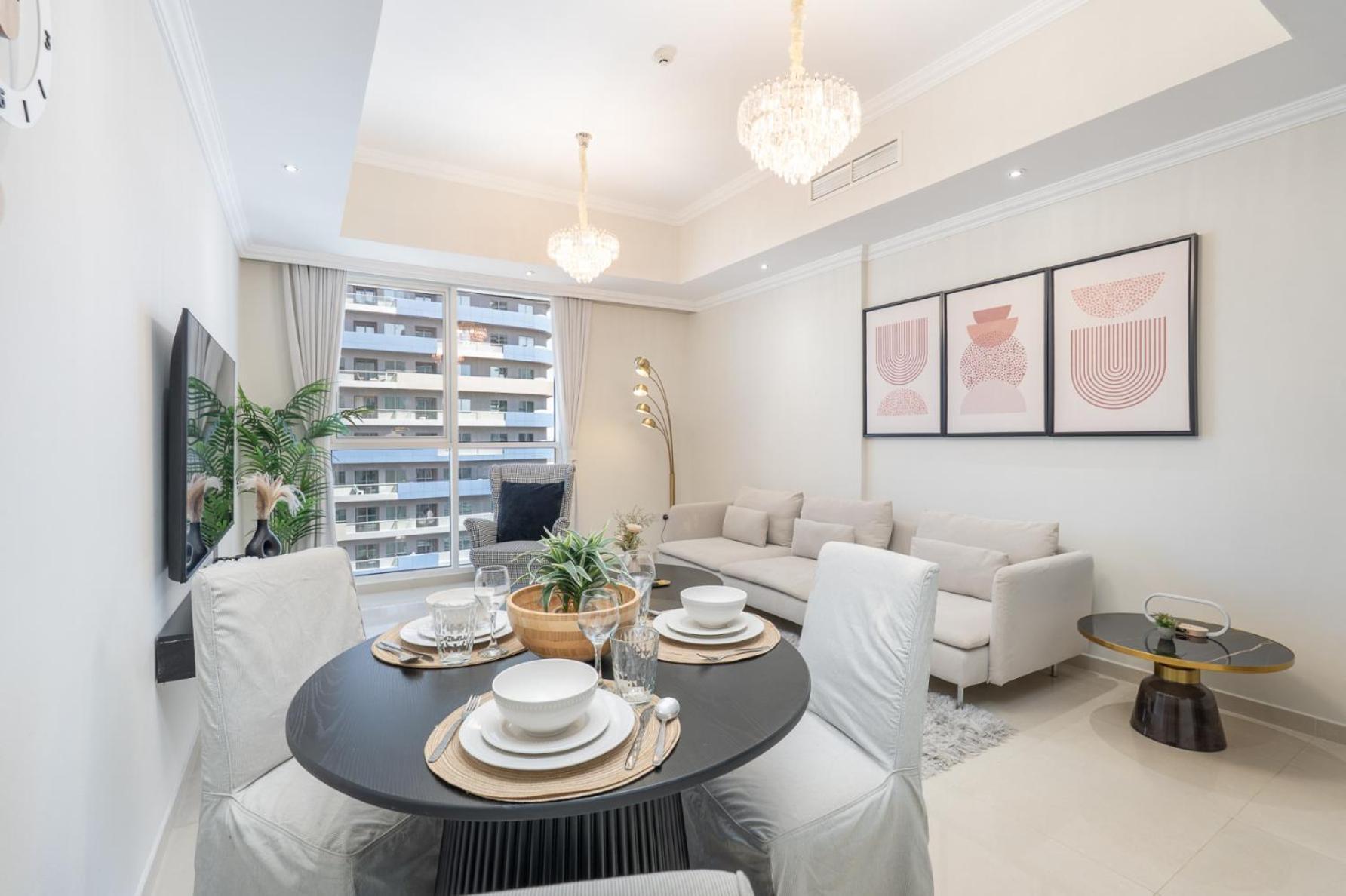 Heaven Crest Homes: Downtown Near Mall & Burj Khalifa Apartment