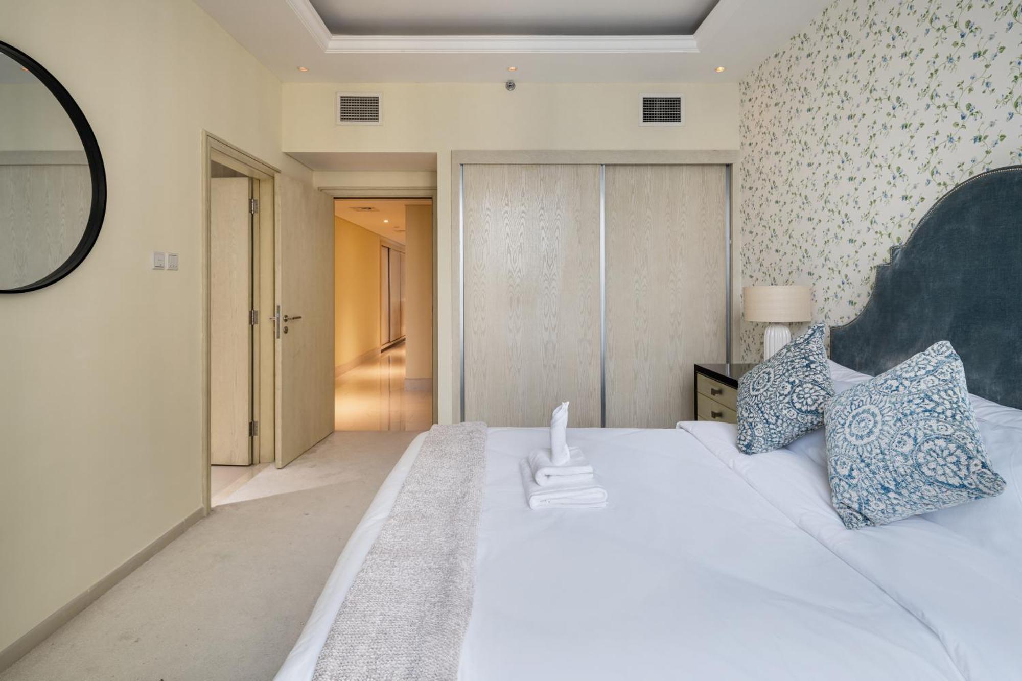 Apartment Access 4 Bedroom Jbr *
