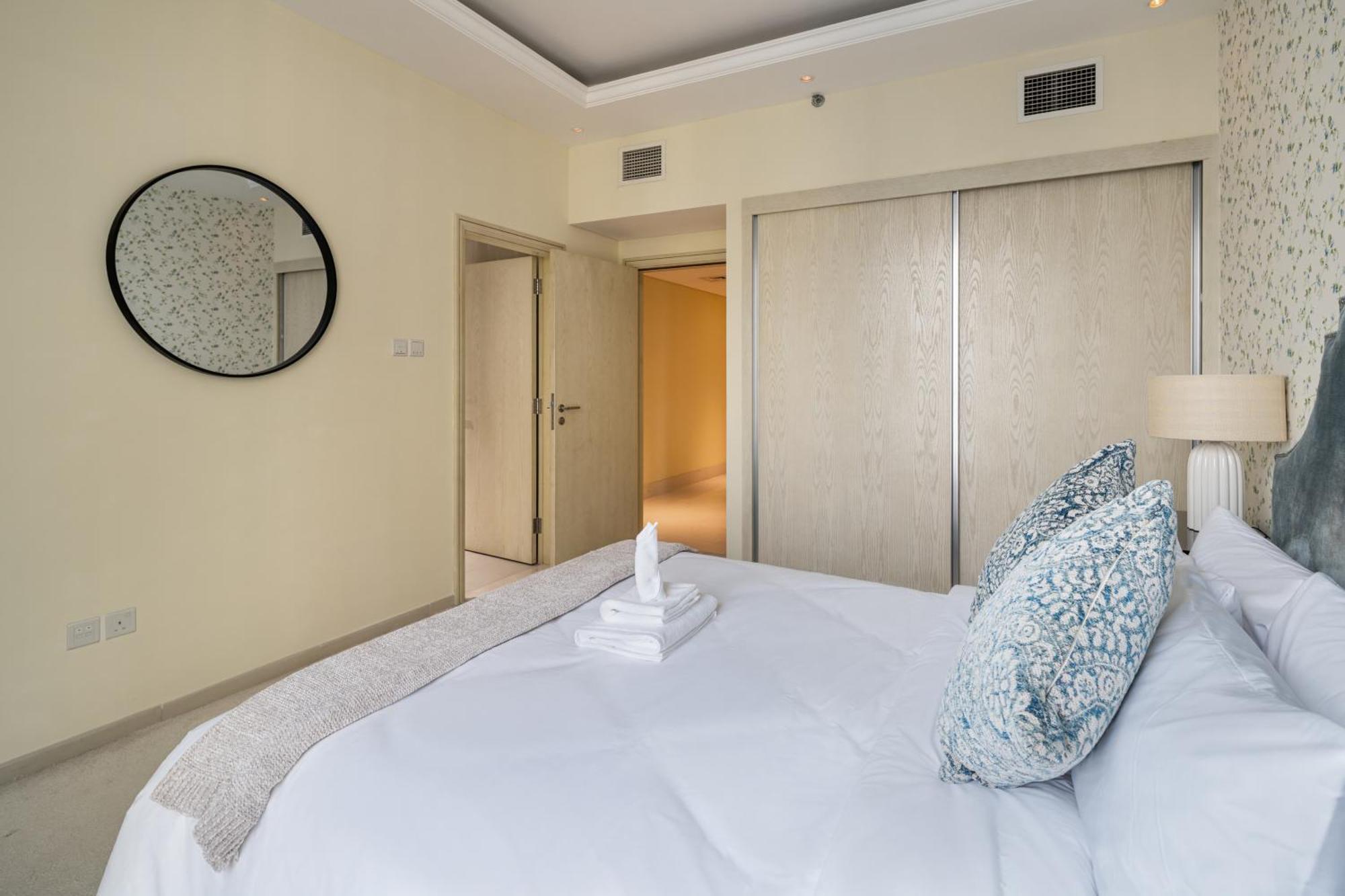 Access 4 Bedroom Jbr Apartment