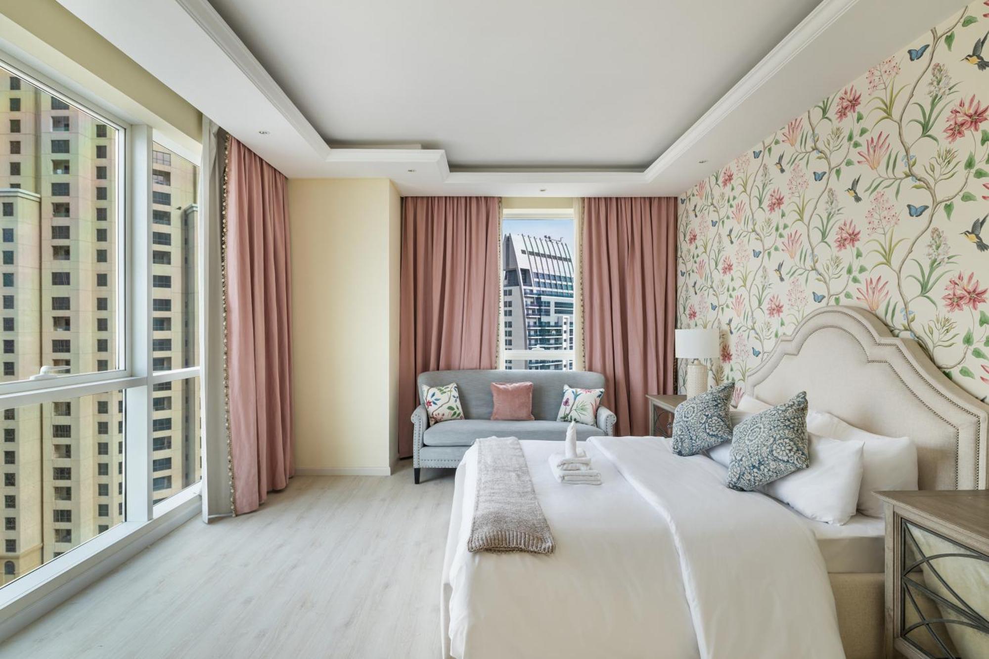 Access 4 Bedroom Jbr
