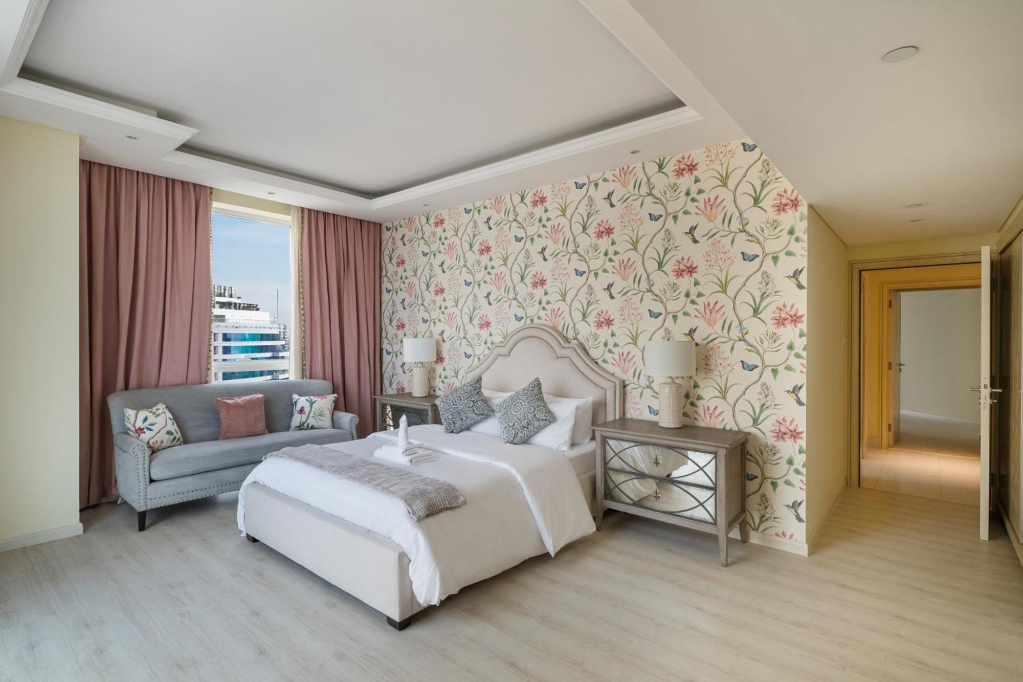 Apartment Access 4 Bedroom Jbr