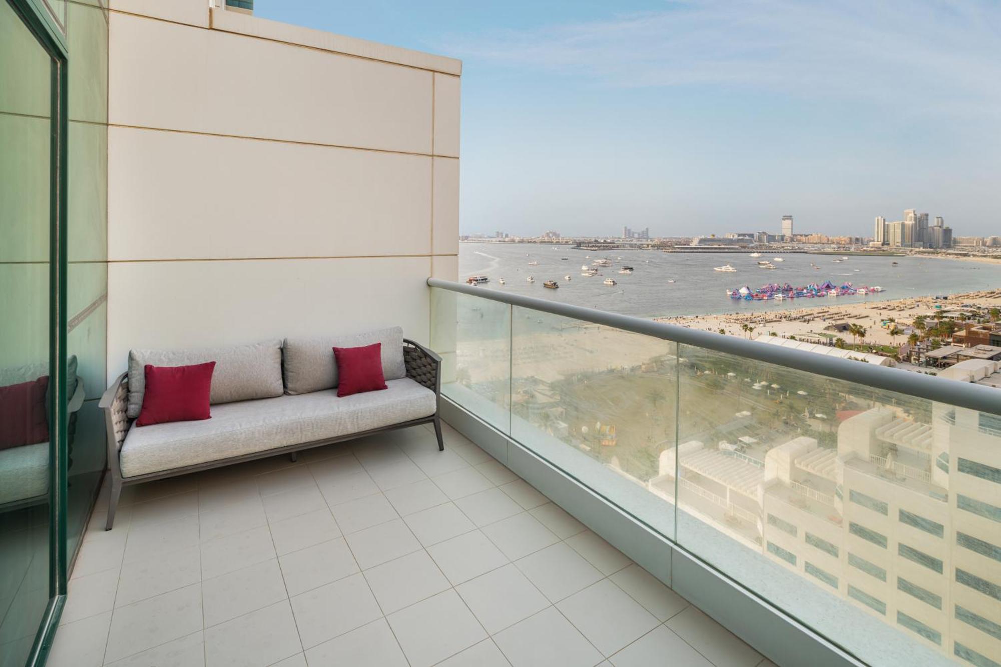 Access 4 Bedroom Jbr *