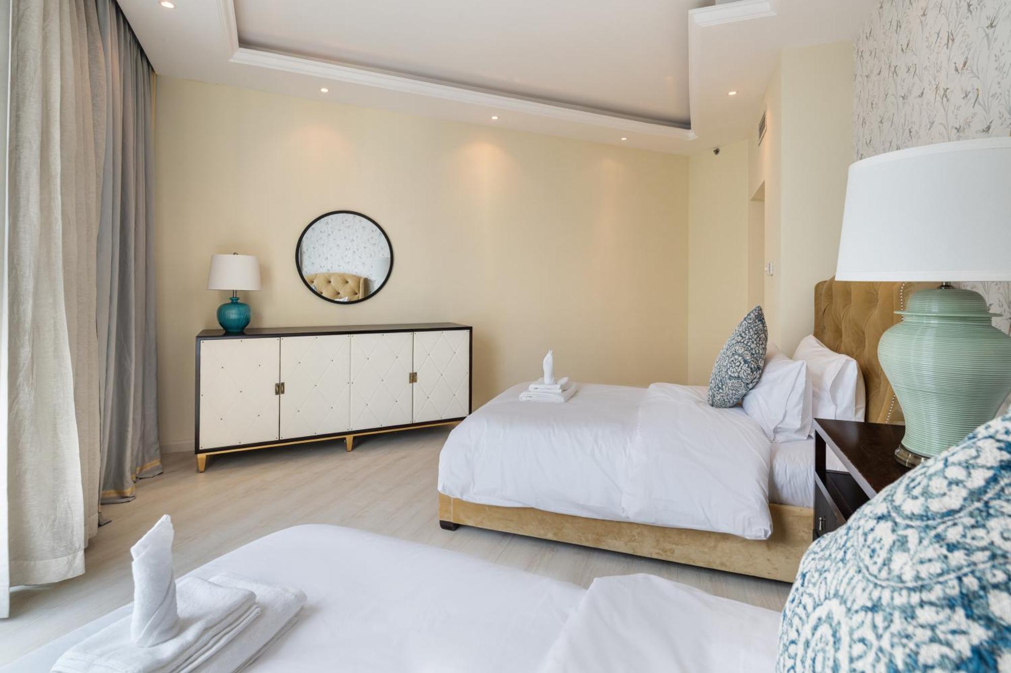 Apartment Access 4 Bedroom Jbr Dubai