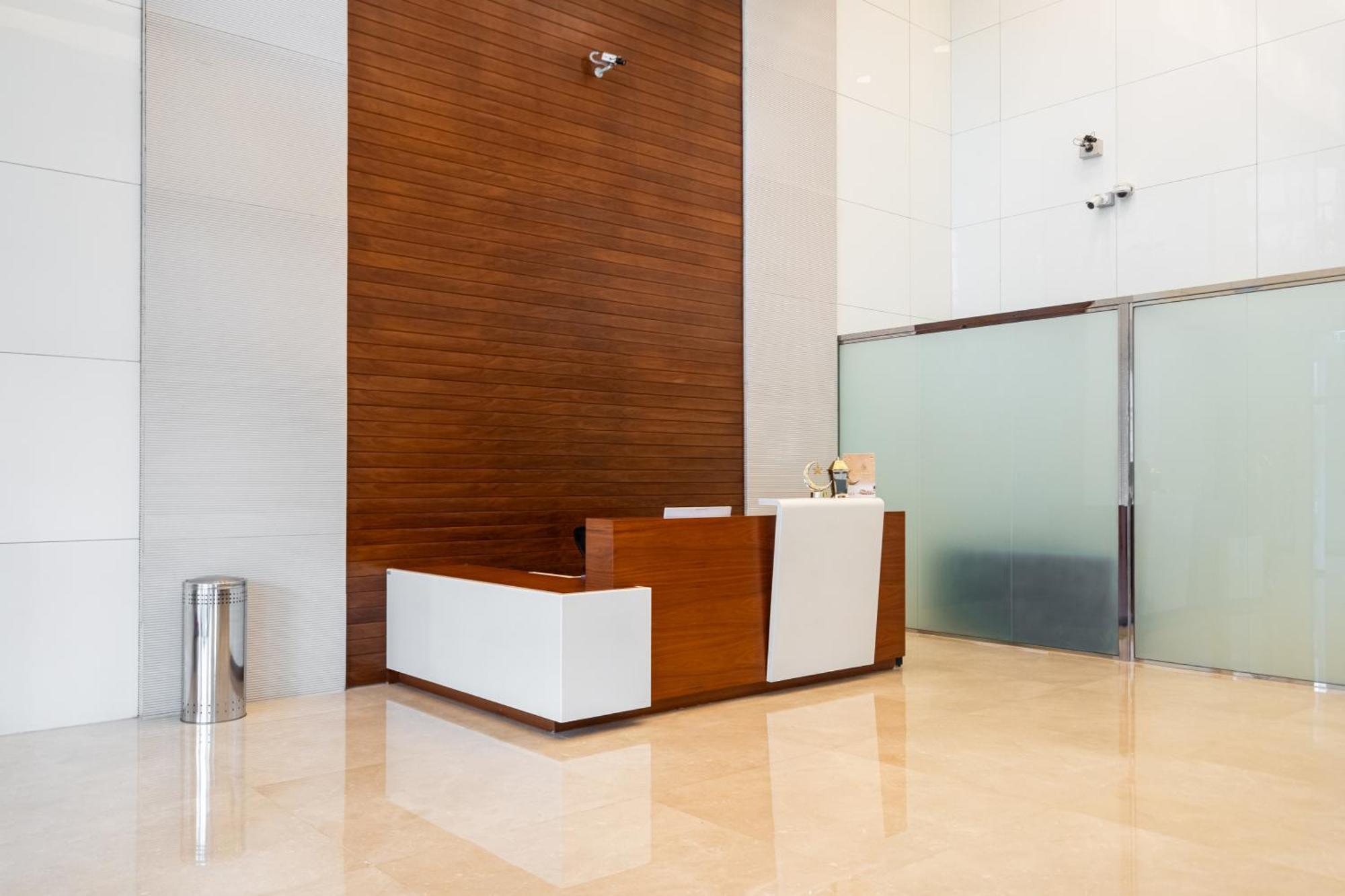 Apartment Access 4 Bedroom Jbr