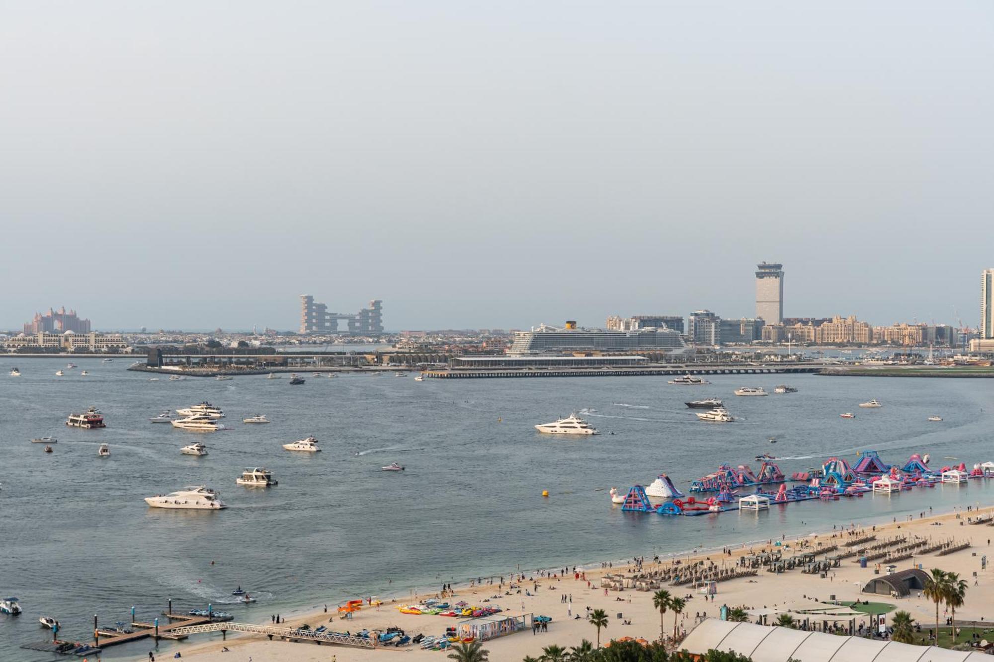 Access 4 Bedroom Jbr Apartment Dubai