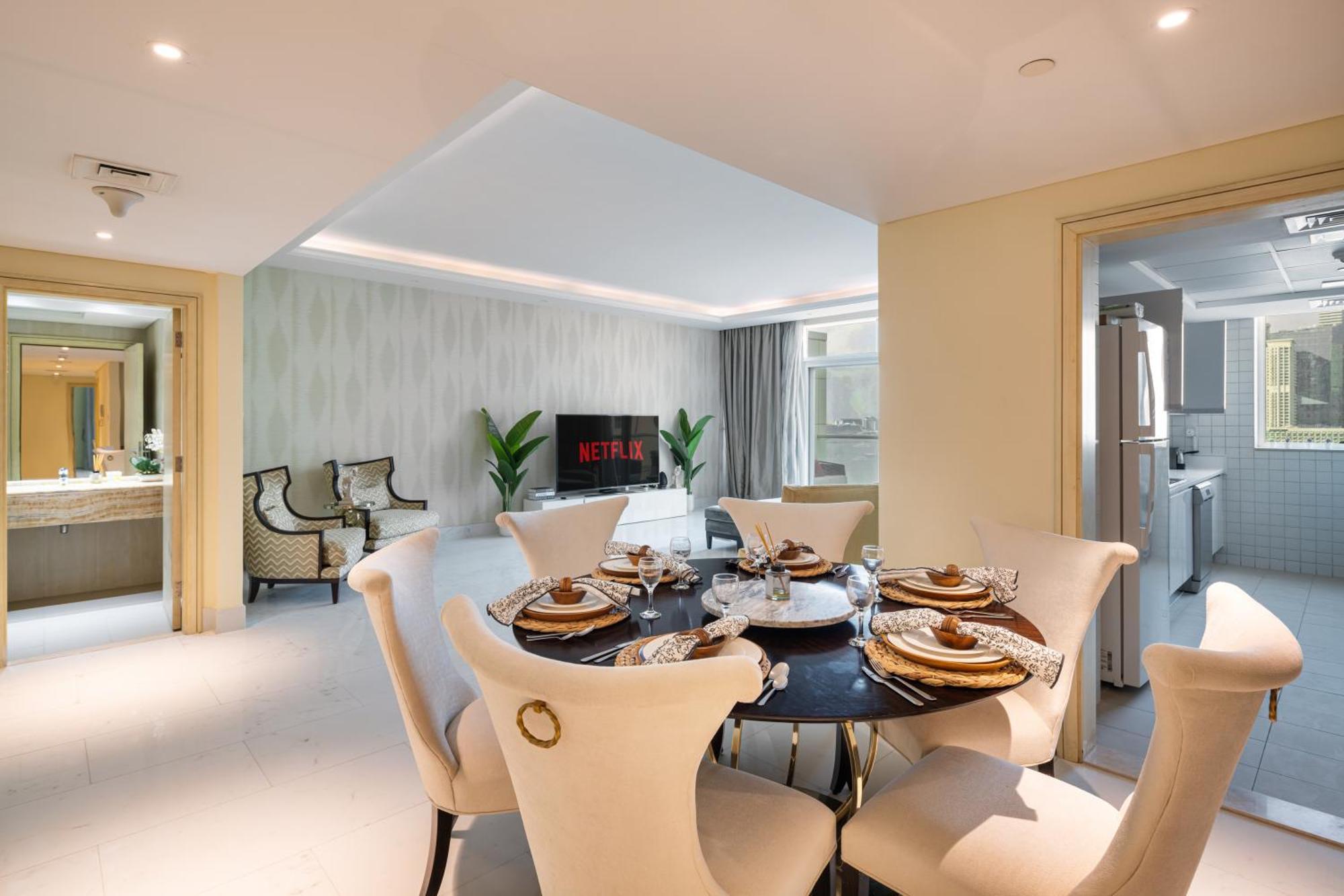 Access 4 Bedroom Jbr Apartment Dubai