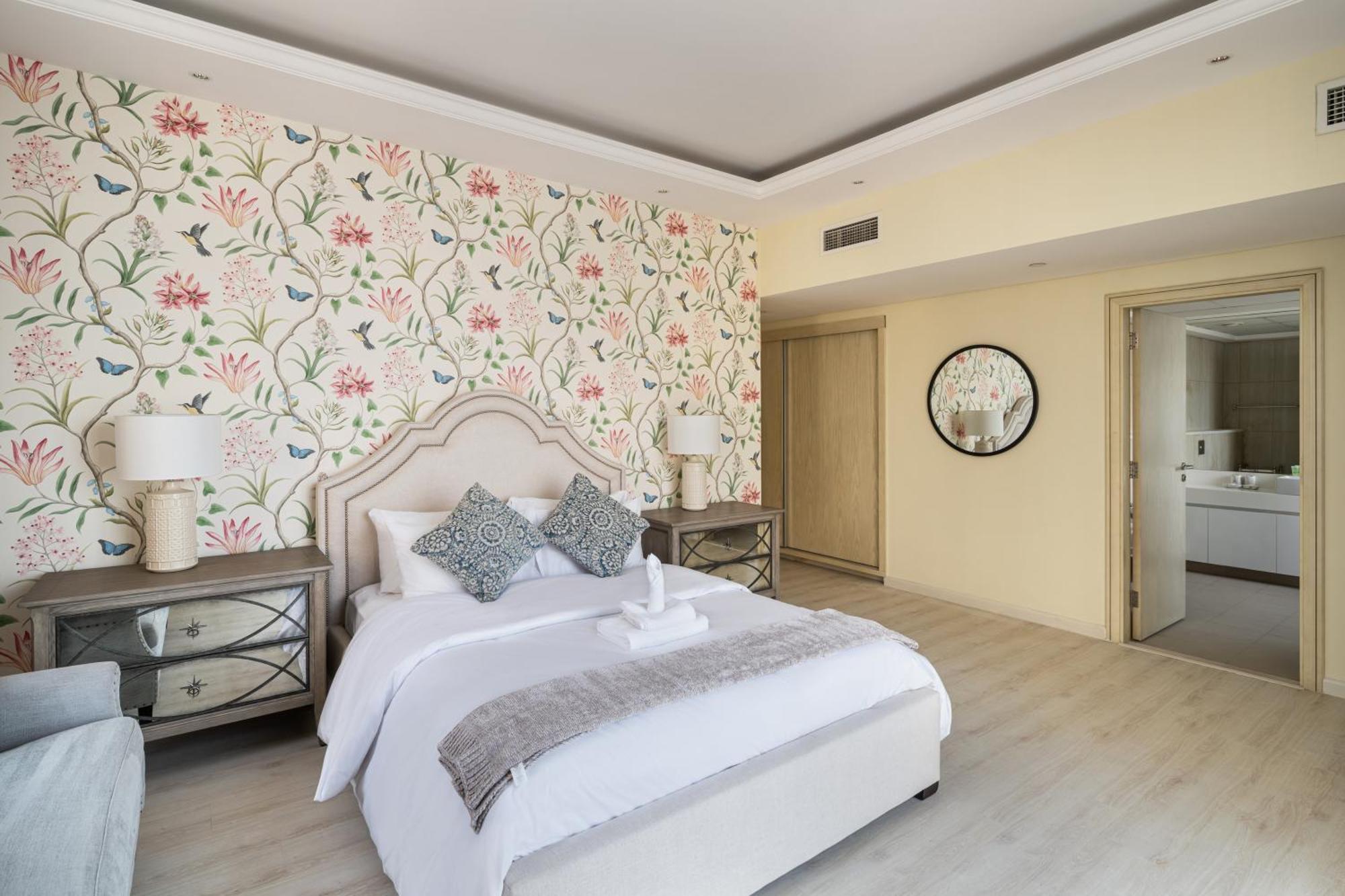 Access 4 Bedroom Jbr Apartment Dubai
