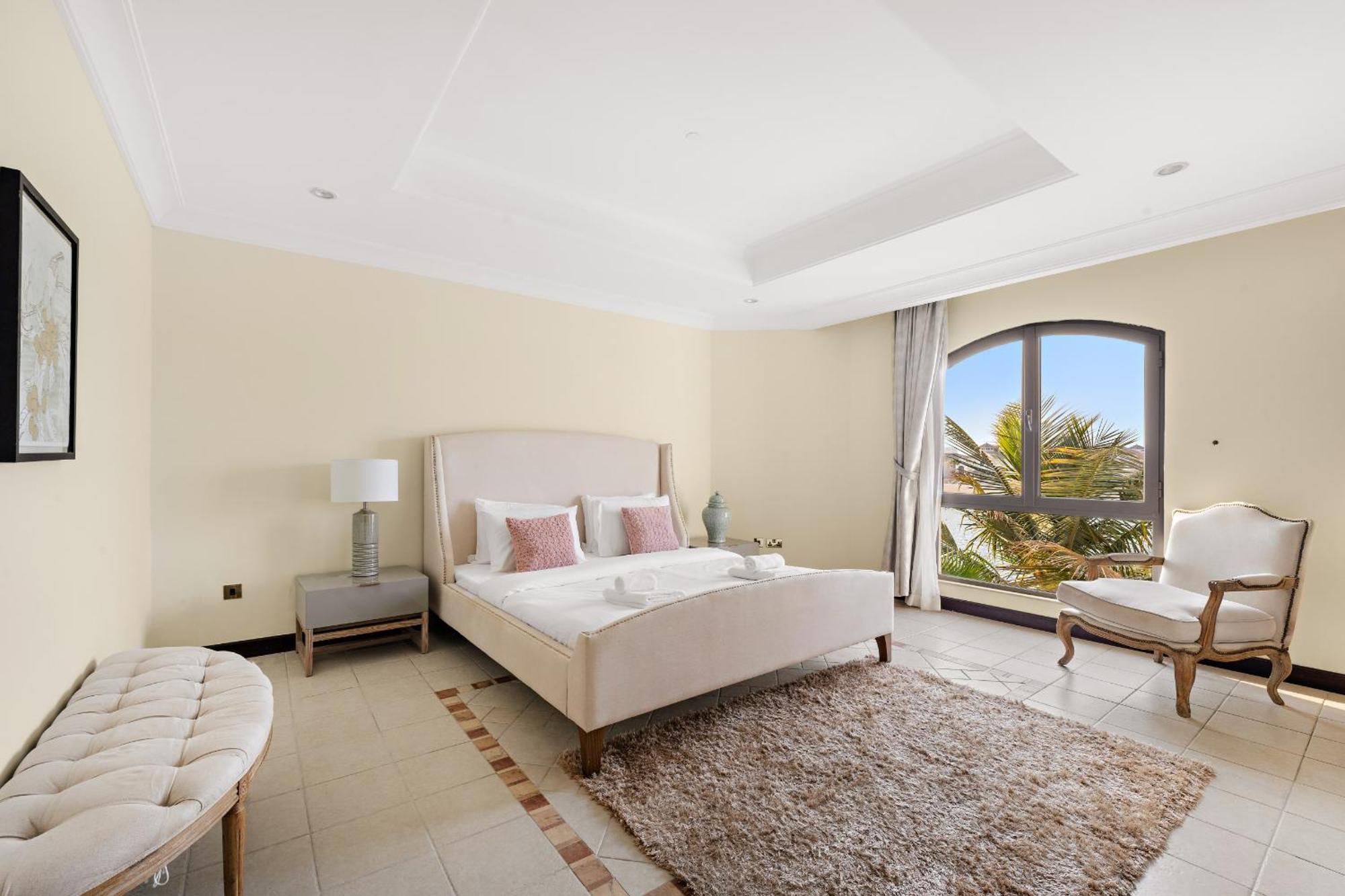 Vayk - Iconic 5 Bedroom On The Palm With Private Pool * Dubai