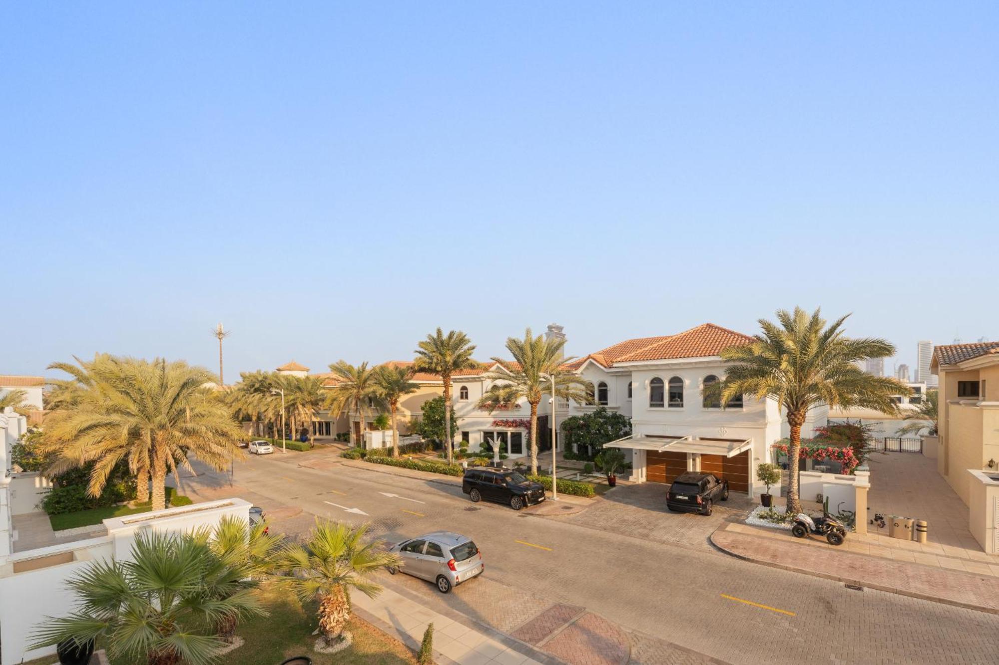 Vayk - Iconic 5 Bedroom On The Palm With Private Pool *