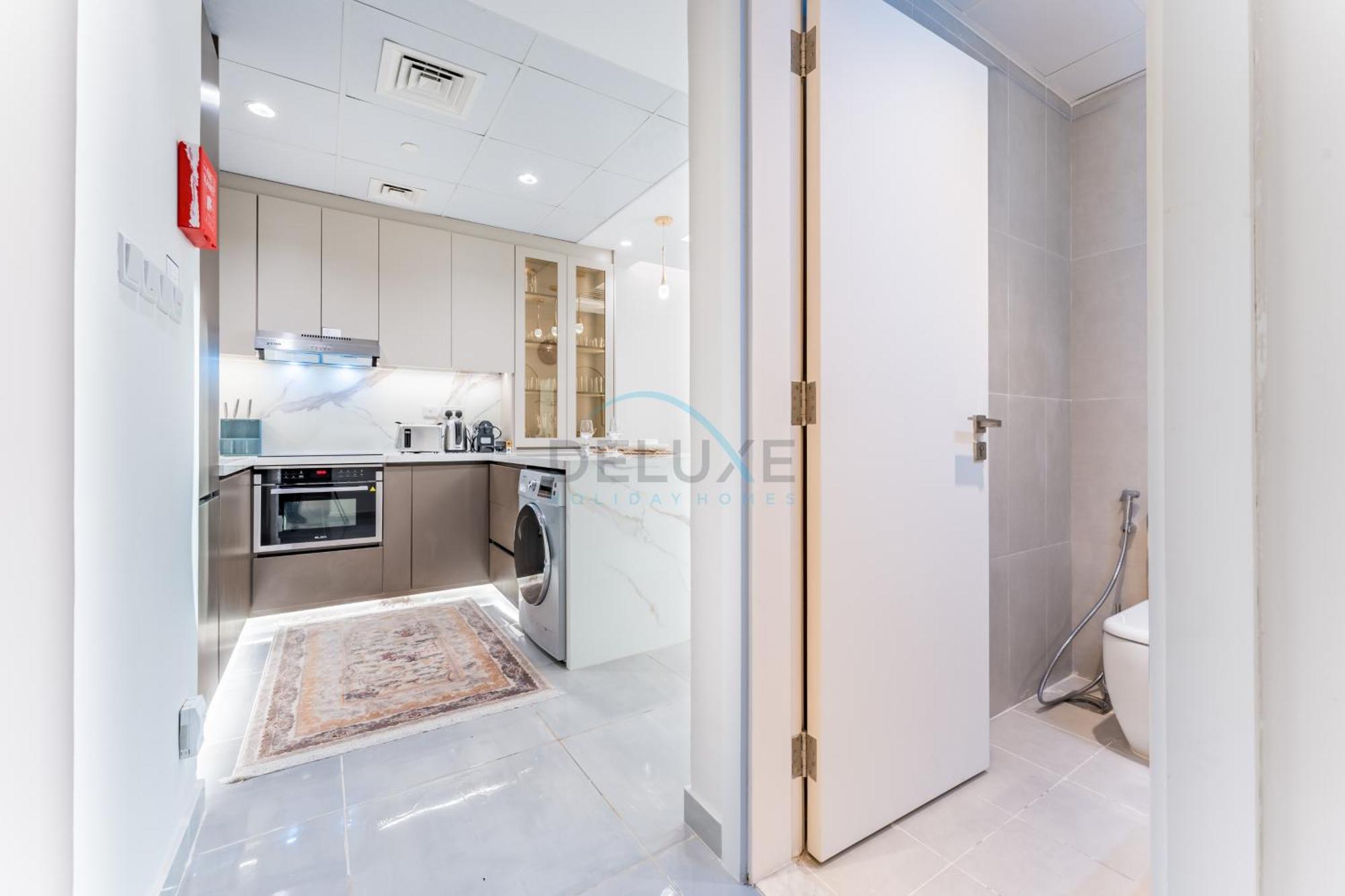 Apartment View 1br With Private Balcony Near Golf Clubs, Centurion Onyx, Nad Al Sheba By Deluxe Homes