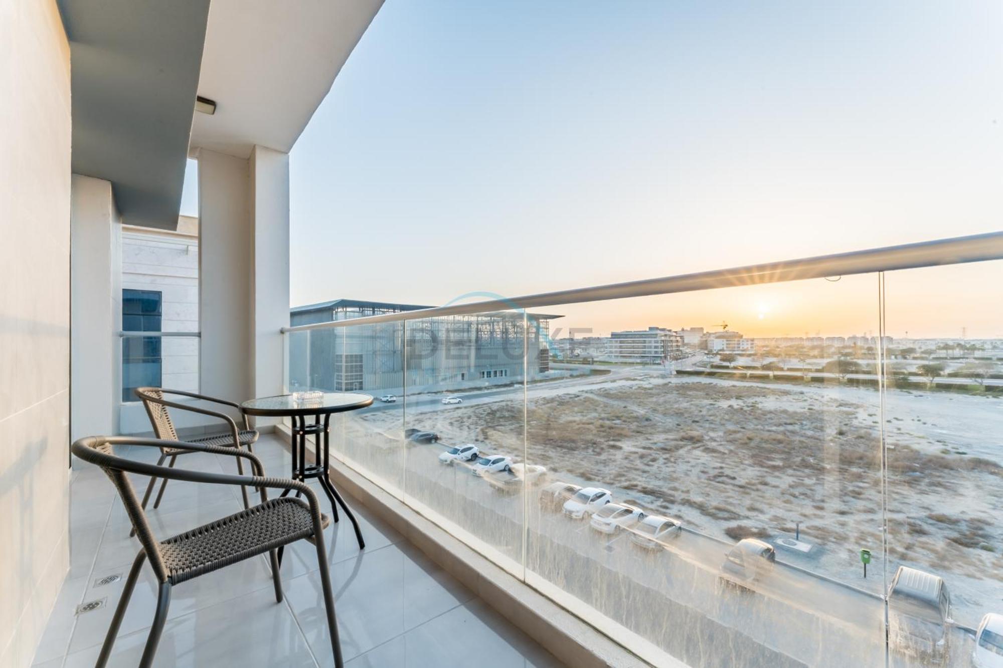 View 1br With Private Balcony Near Golf Clubs, Centurion Onyx, Nad Al Sheba By Deluxe Homes Apartment *