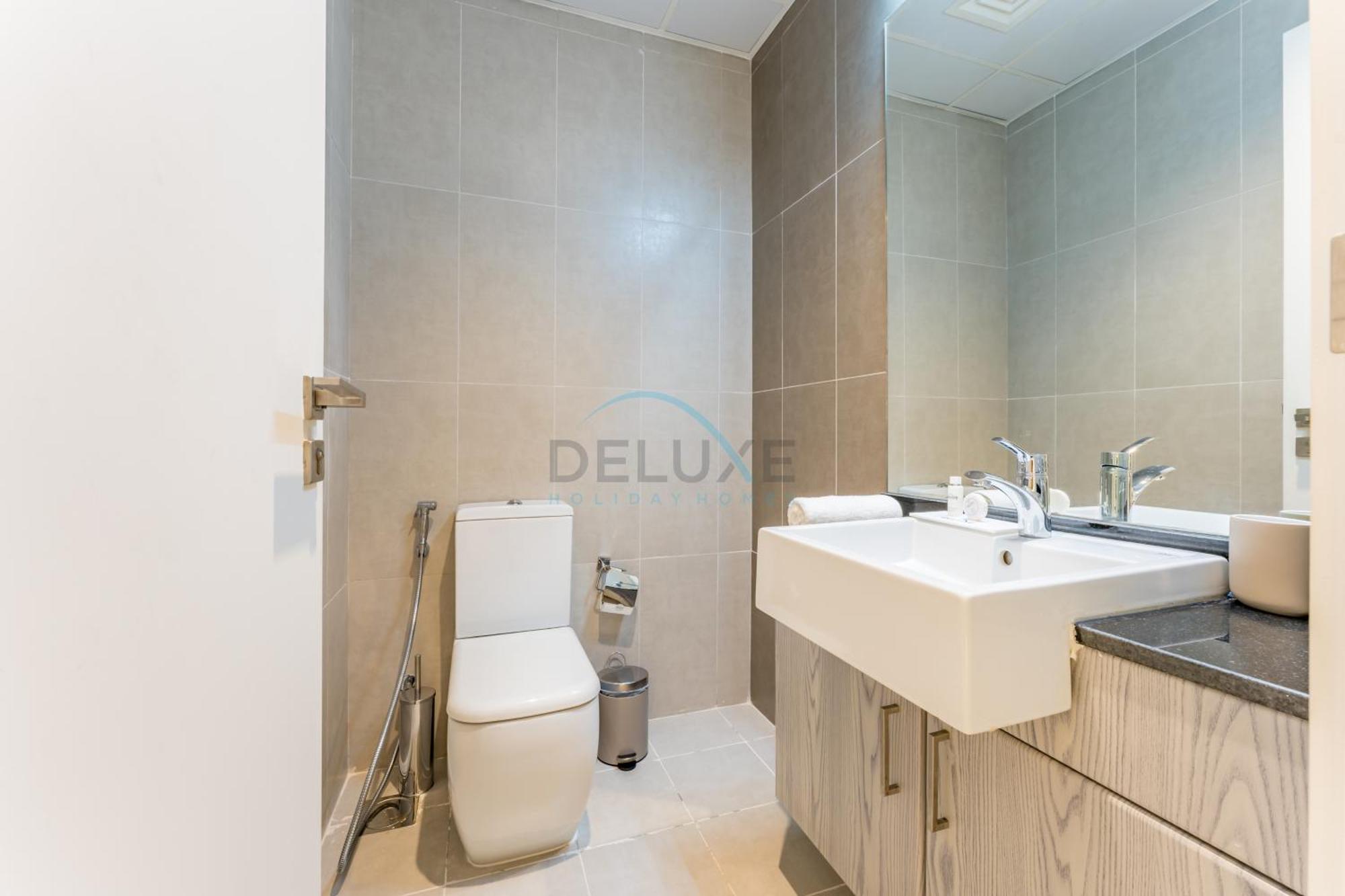 Apartment View 1br With Private Balcony Near Golf Clubs, Centurion Onyx, Nad Al Sheba By Deluxe Homes *