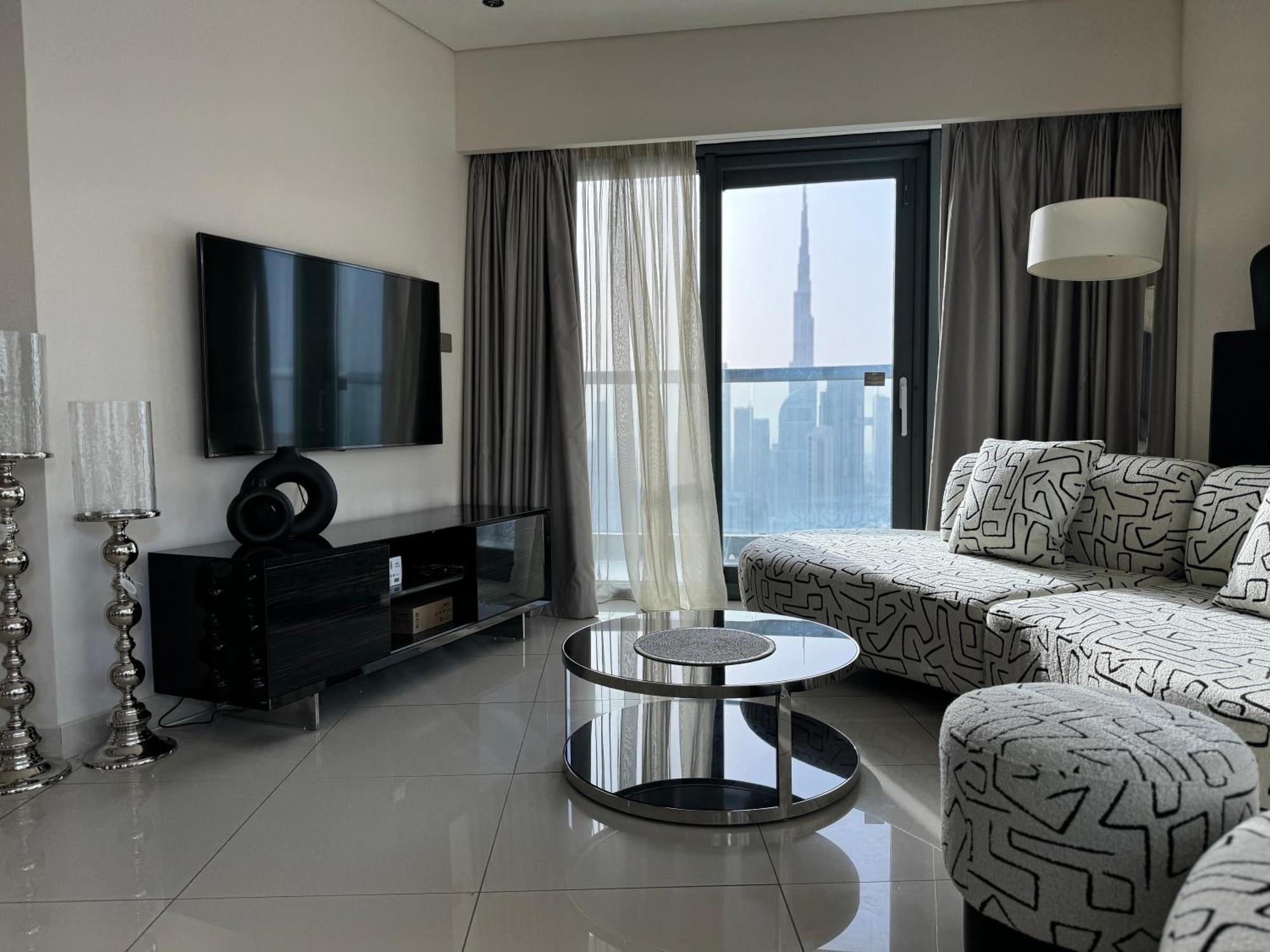 Royal By Damac Paramount Towers B Burj Khalifa Views *