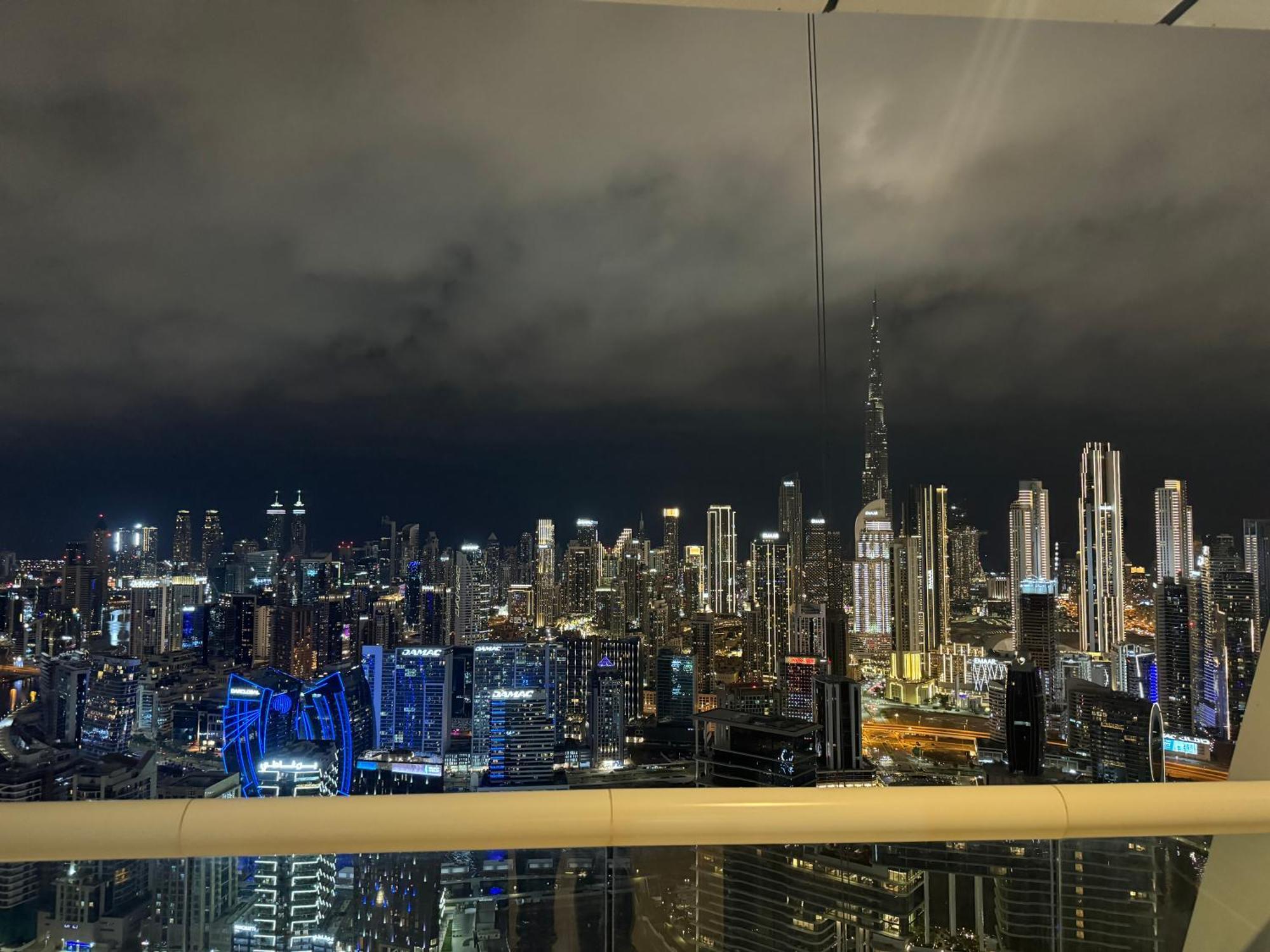 Royal By Damac Paramount Towers B Burj Khalifa Views