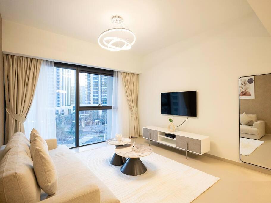 Mh - Act Tower - Downtown -1bedroom - Ref504 * Dubai