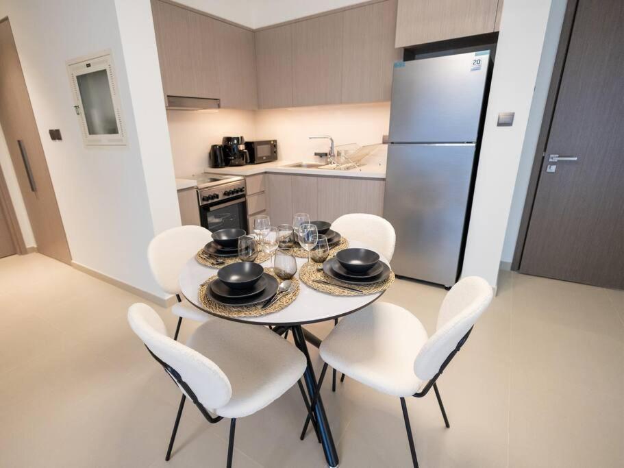 Mh - Act One Act Two - Downtown - 1bhk - Ref505 Apartment Dubai