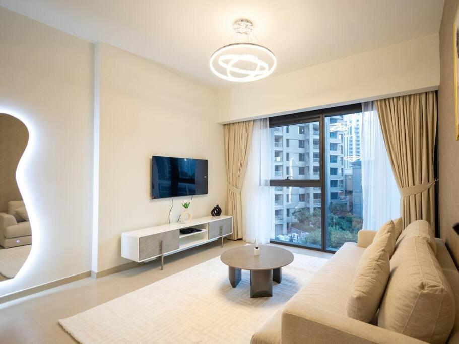 Apartment Mh - Act One Act Two - Downtown - 1bhk - Ref505 Dubai