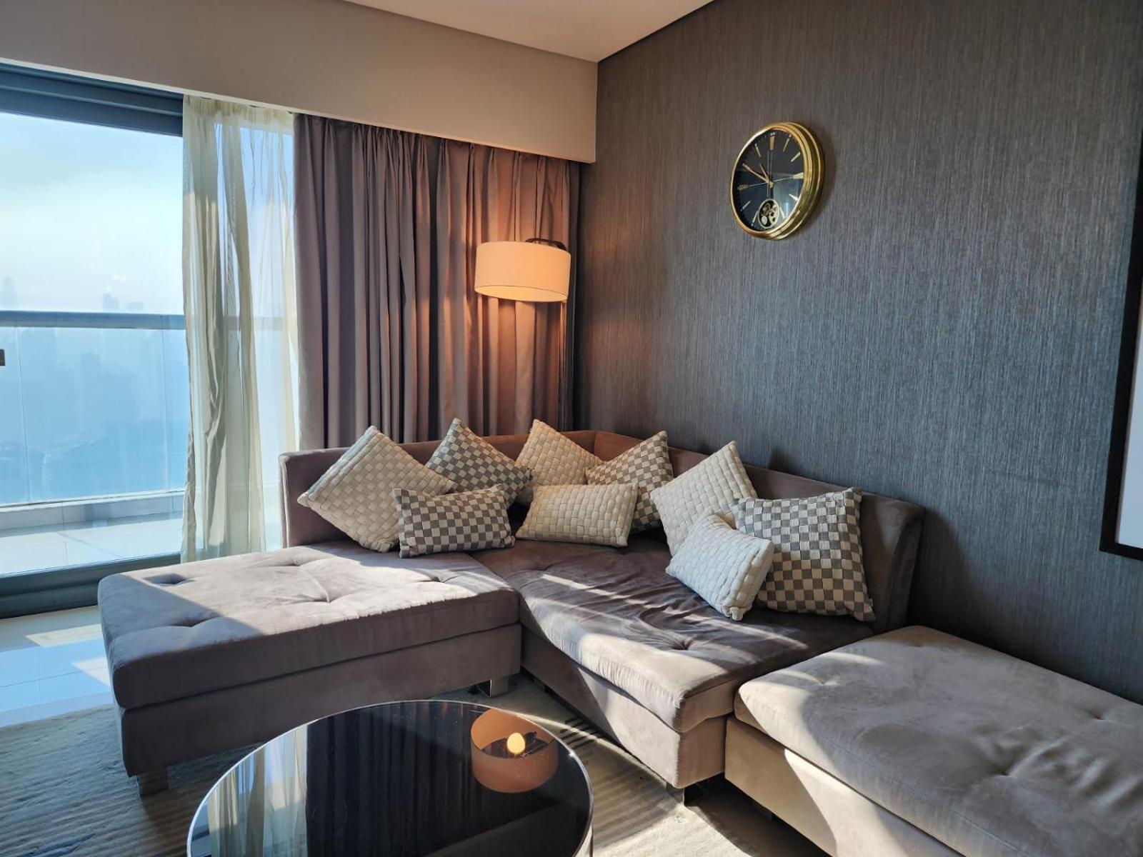 Royal By Damac Paramount Towers B Burj Khalifa Views Apartment Dubai