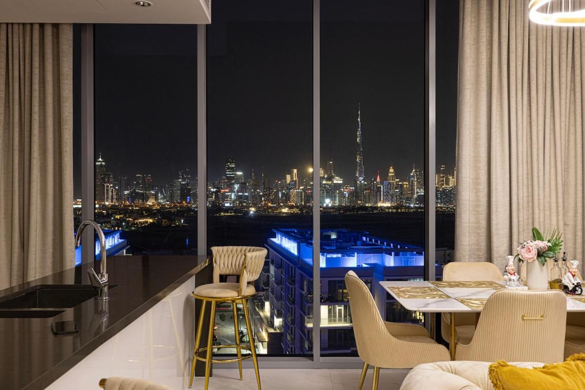 Luxury 2 Bedroom Plus Kids Room Burj Khalifa View Apartment Dubai