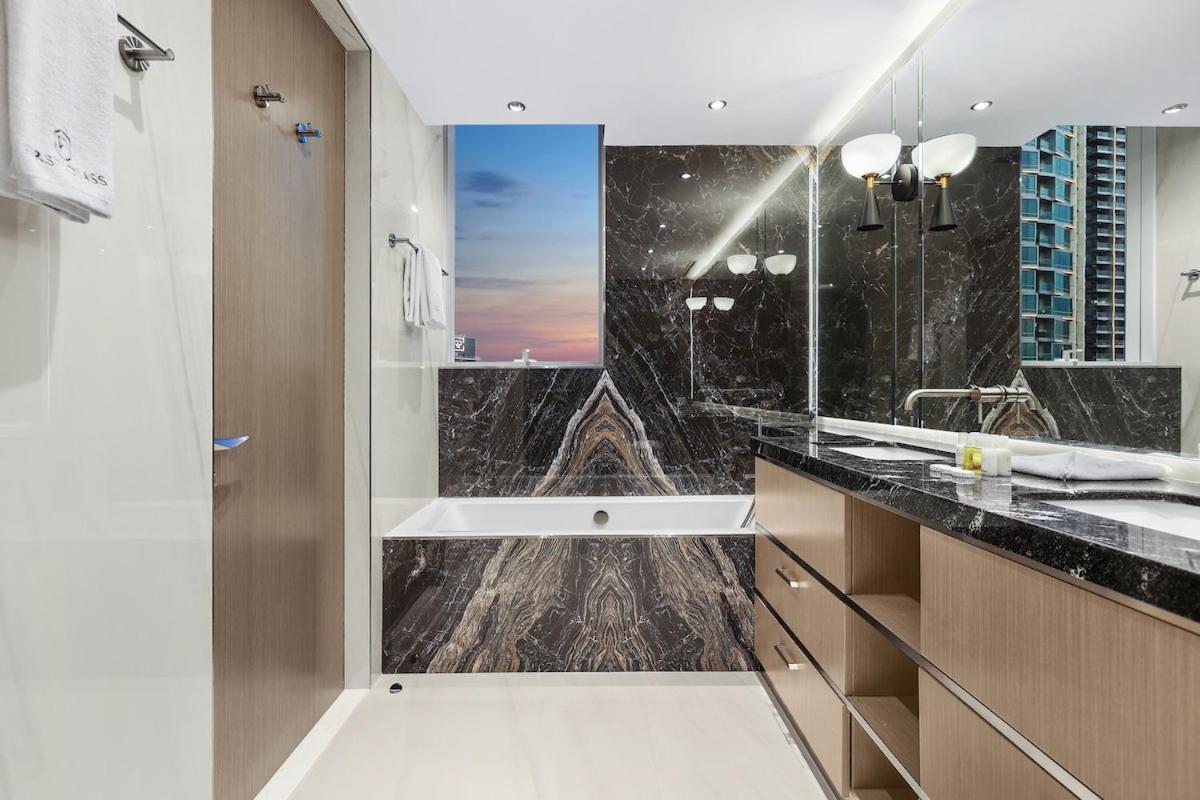 Apartment First Class 3br Burj Khalifa & Fountain View *