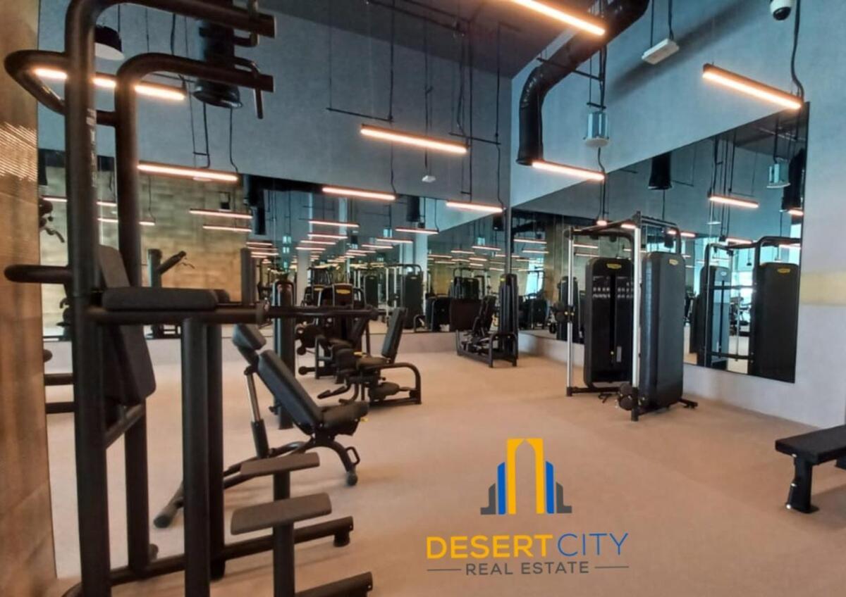 Cozy & Modern 1 Bedroom In Downtown Dubai, Hosted By Desert Apartment *