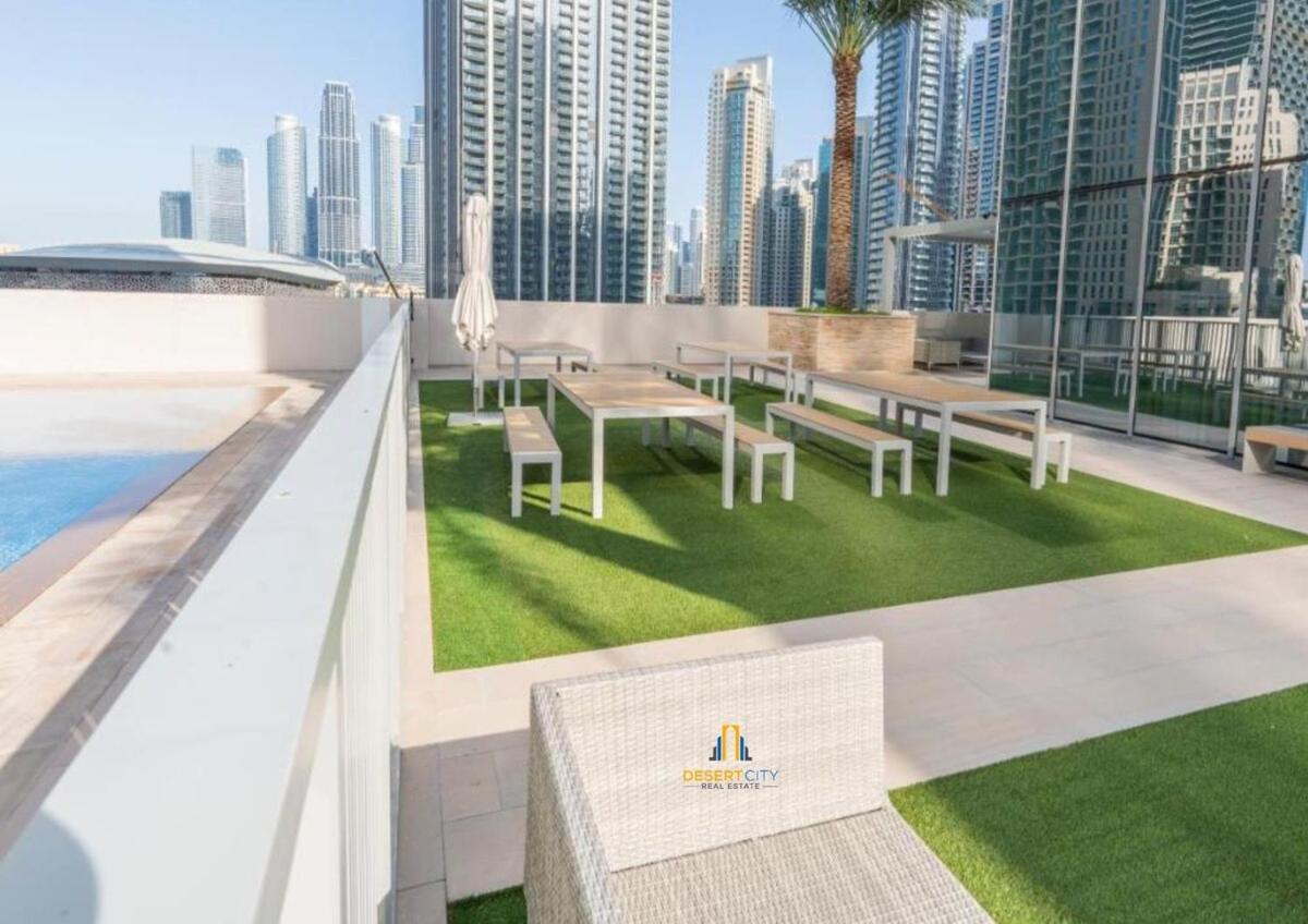 Apartment Cozy & Modern 1 Bedroom In Downtown Dubai, Hosted By Desert Dubai