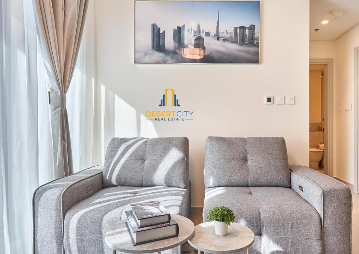Cozy & Modern 1 Bedroom In Downtown Dubai, Hosted By Desert Apartment Dubai
