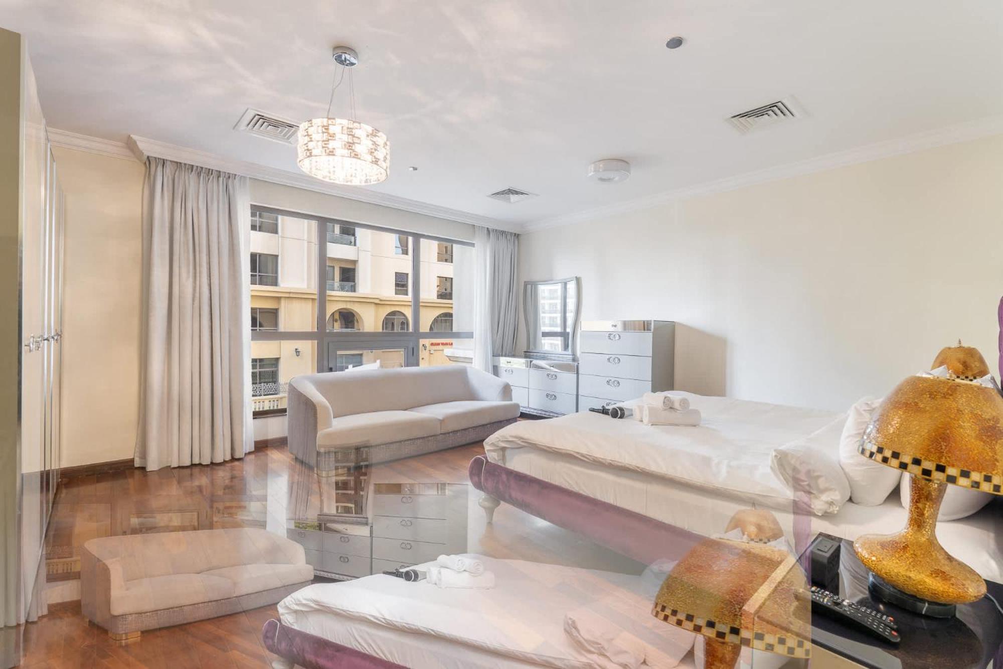 5 Bedroom Flat In Jbr Near The And Sleeps 9 Apartment *