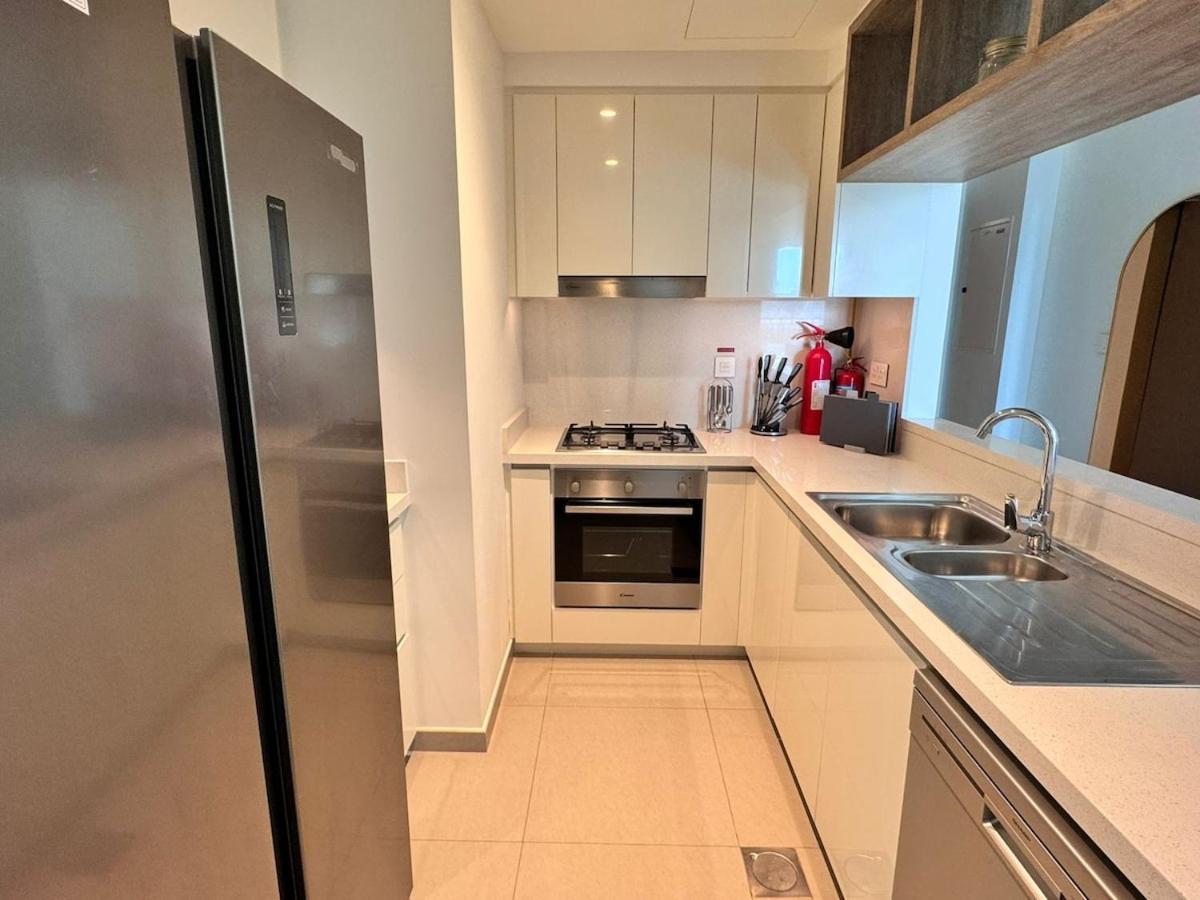 Iconic 2br With Burj Khalifa & Downtown Views