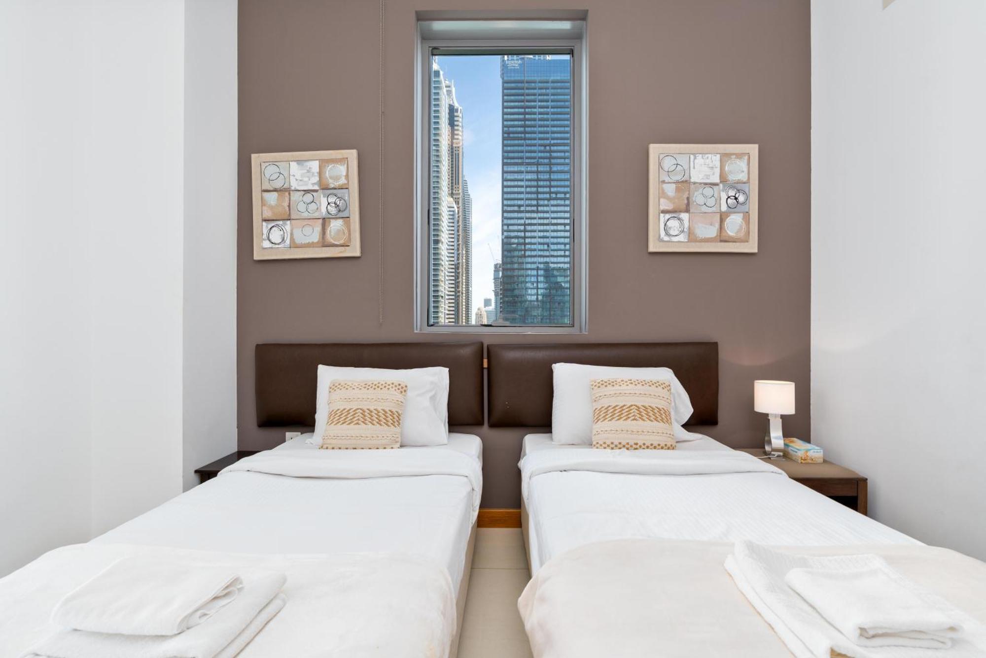 Vacay Lettings - 2bhk With Marina View Dubai