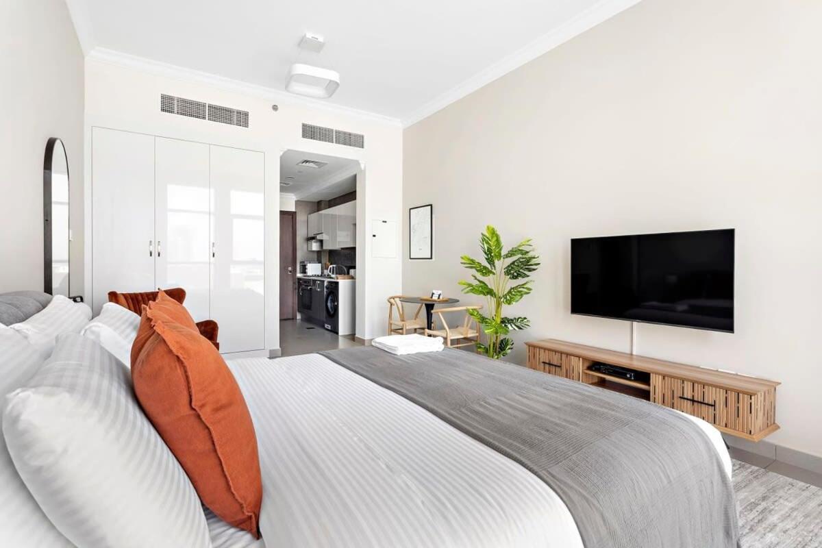 Silkhaus Furnished In Art Gardens With Pool Access Apartment *