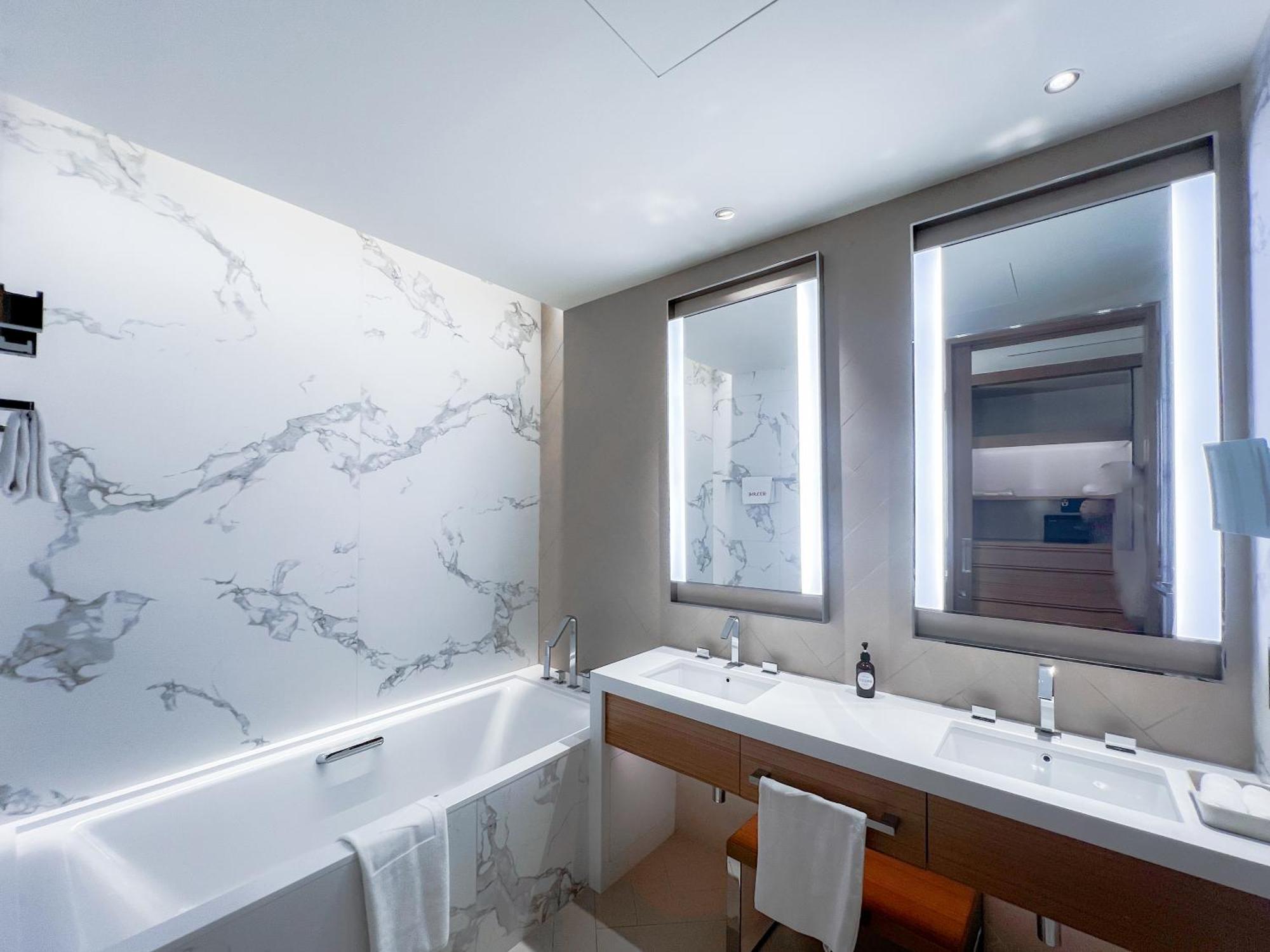 #37 Luxury - 2br In The Address Opera - Downtown Apartment Dubai