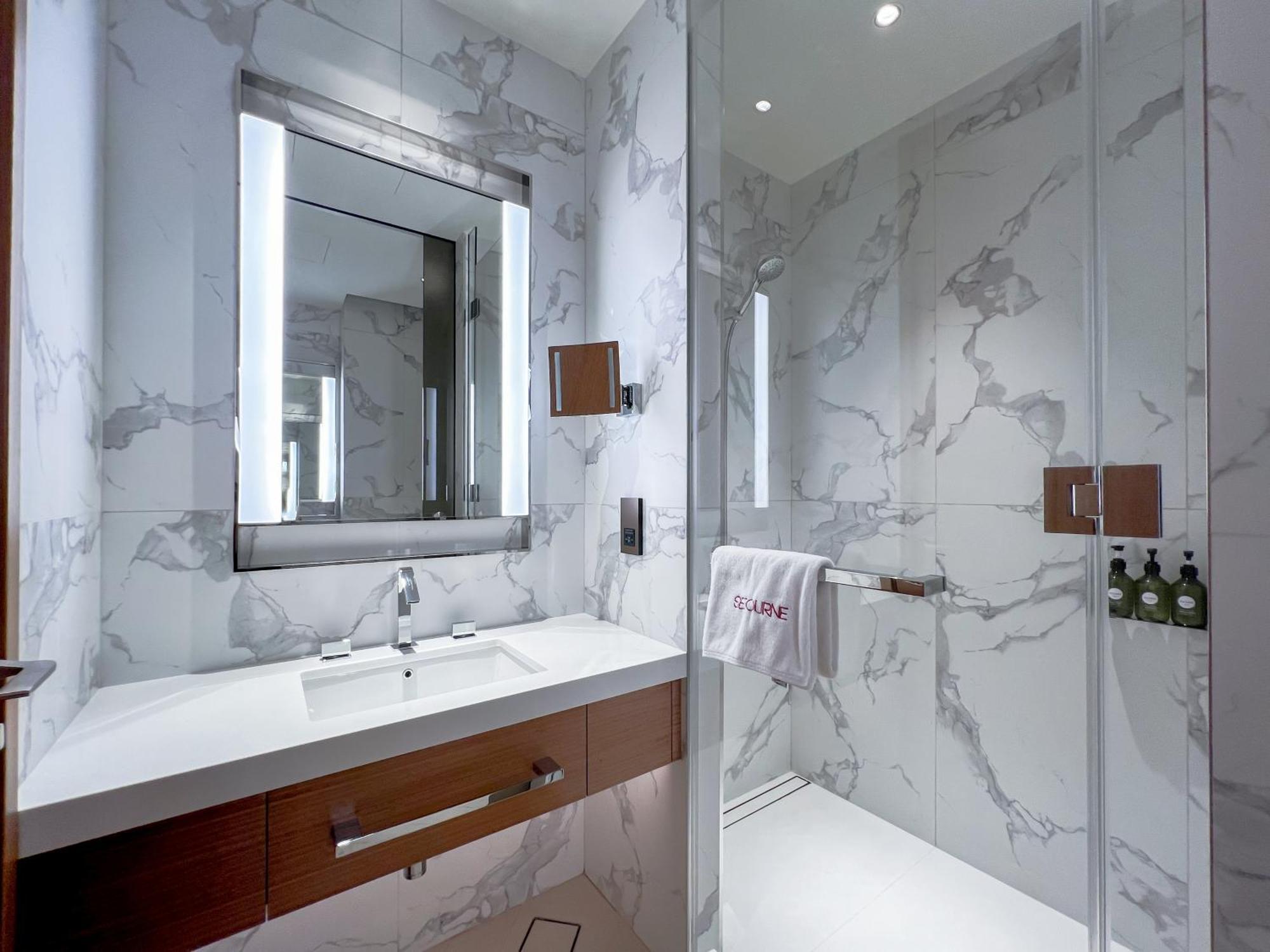 #37 Luxury - 2br In The Address Opera - Downtown * Dubai