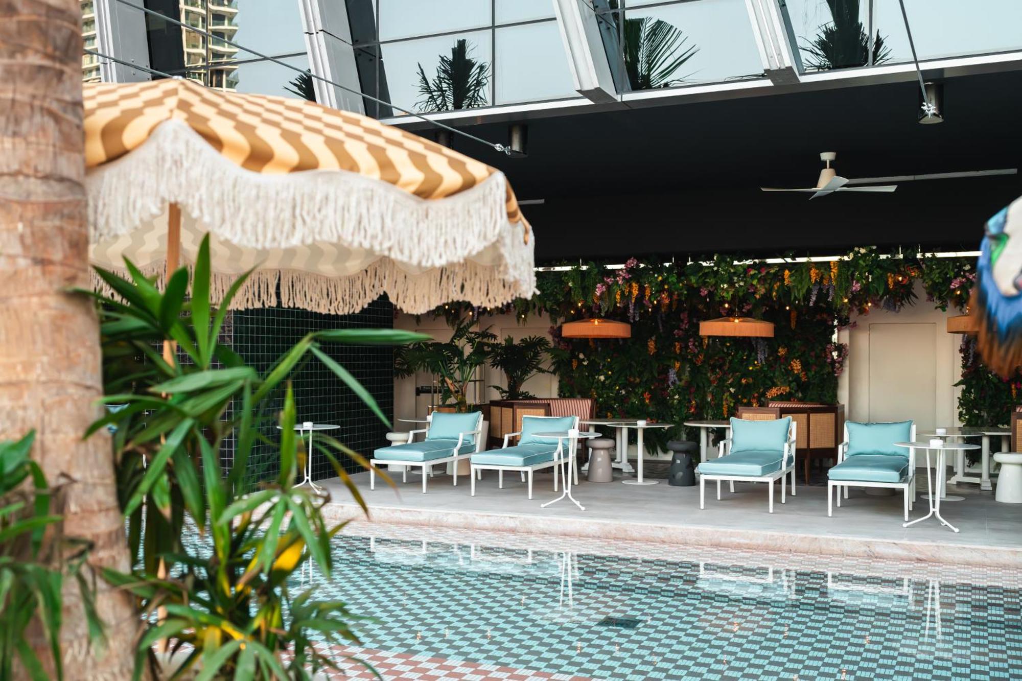 Hotel Mama Shelter 4*