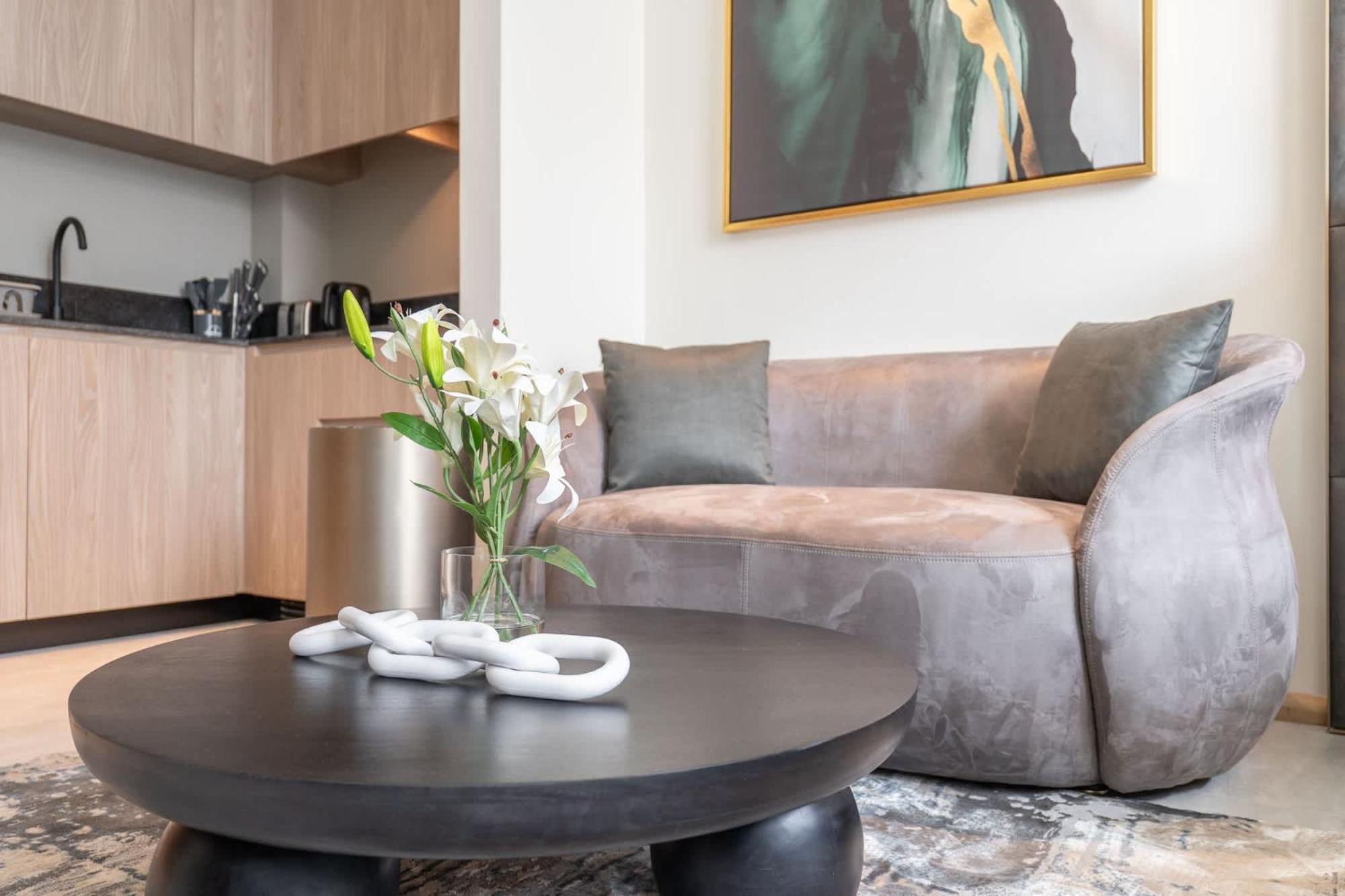 Magnificent In The Autograph Jvc Apartment *