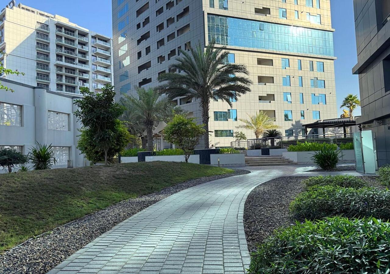 Capital Bay Tower B Comfort Apartment