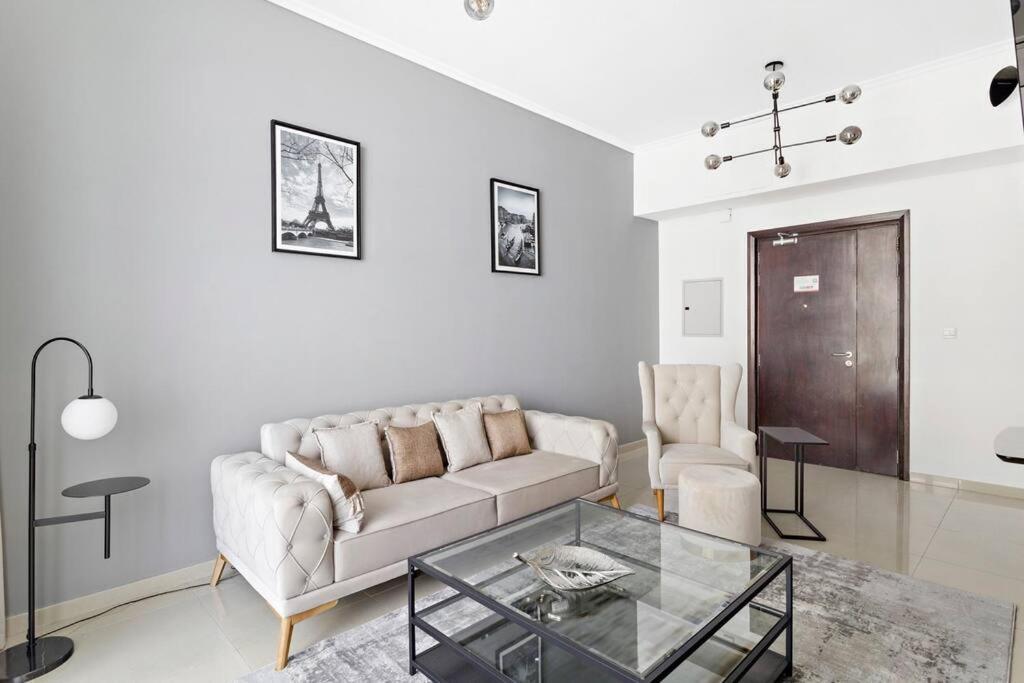 Stonetree - Modern 1 Bedroom Near Marina * Dubai