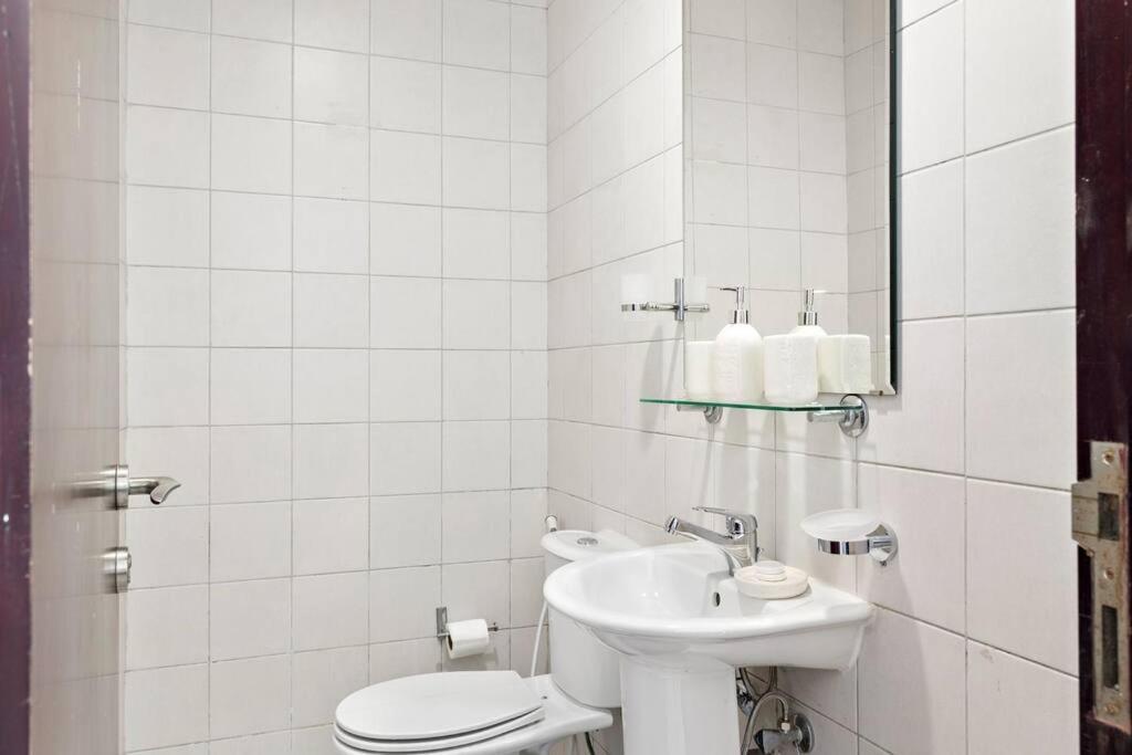 Apartment Stonetree - Modern 1 Bedroom Near Marina